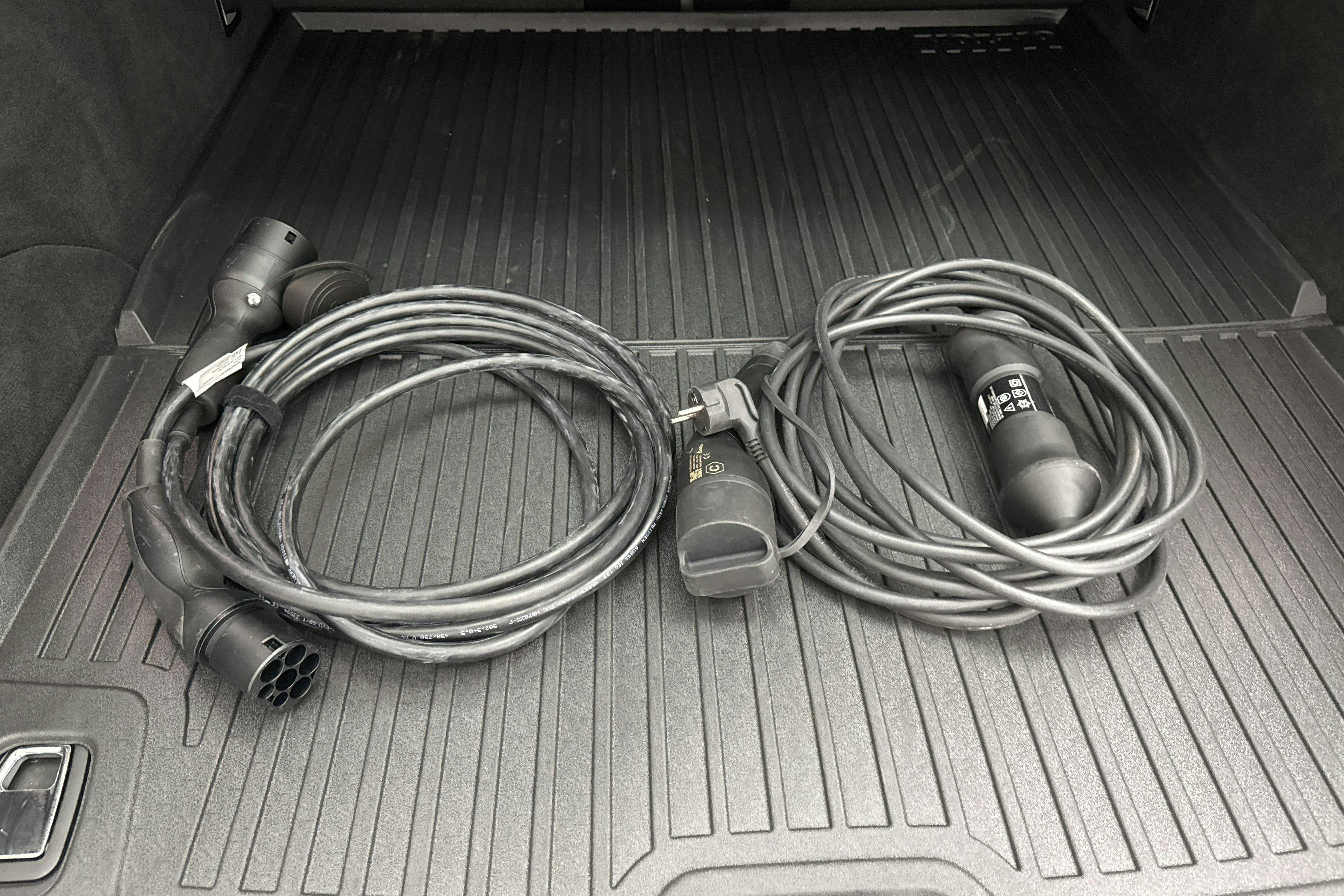 Volvo V90 T6 AWD Recharge (350hk) - 576 mil - Automat - grå - 2025