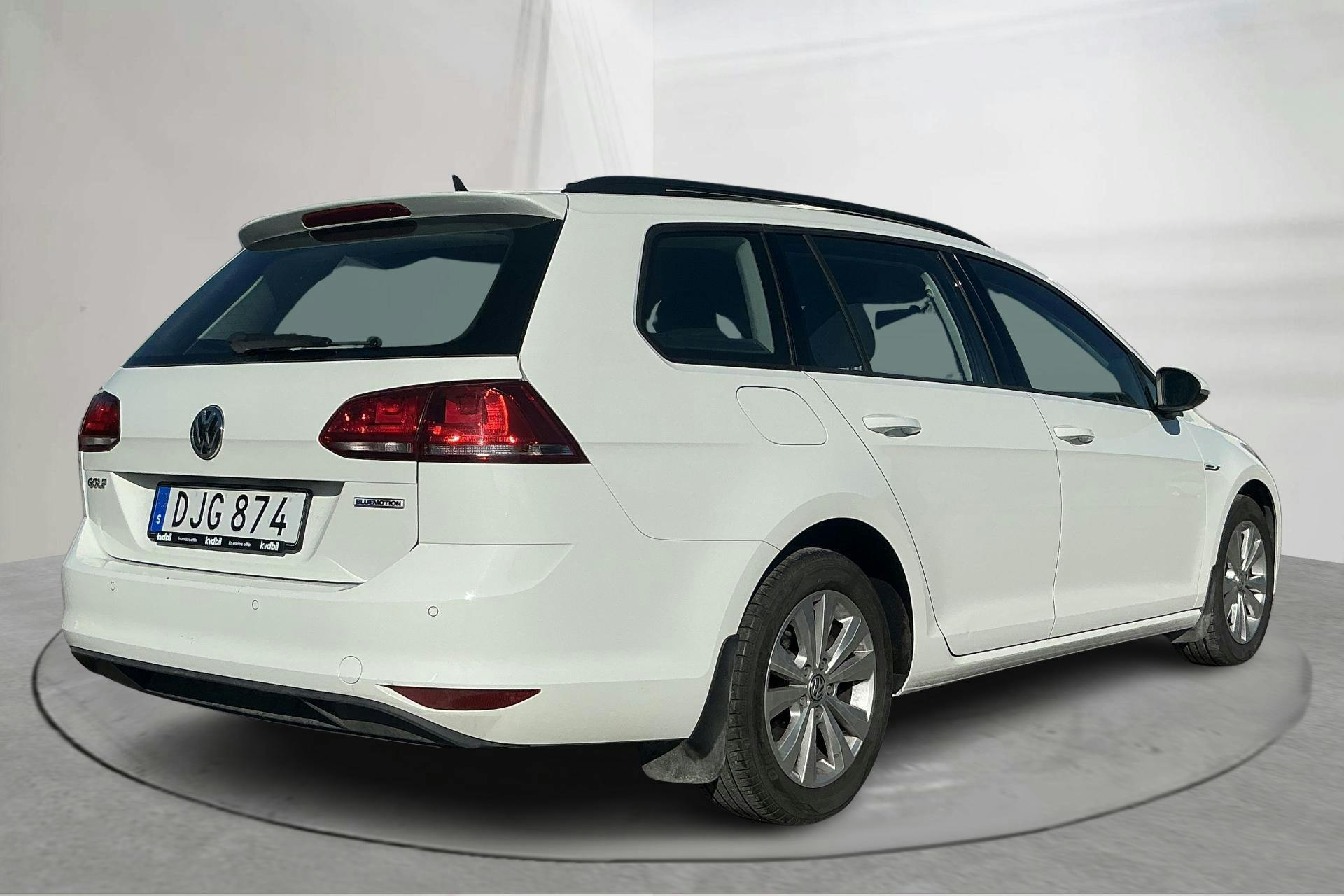 VW Golf VII 1.4 TGI BlueMotion Sportscombi (110hk) - 115 270 km - Automaatne - valge - 2017