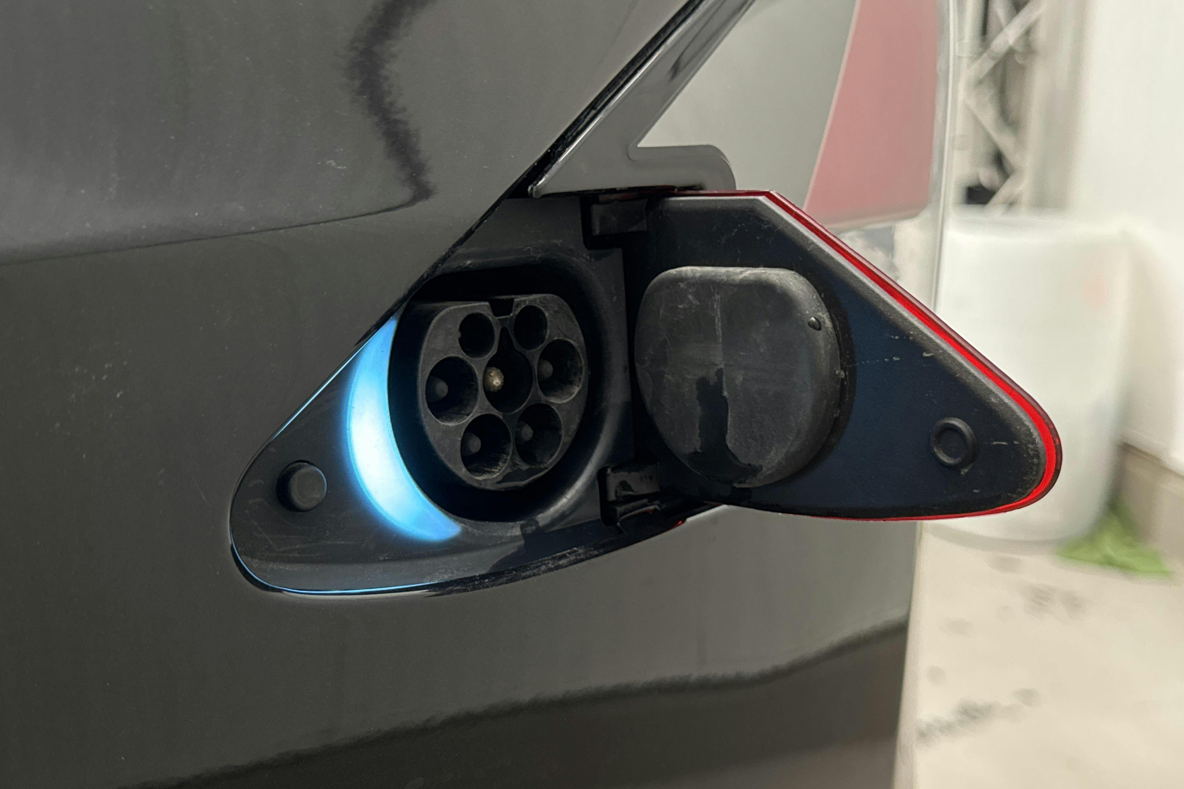 Tesla Model X 75D - 107 930 km - Automatic - black - 2018
