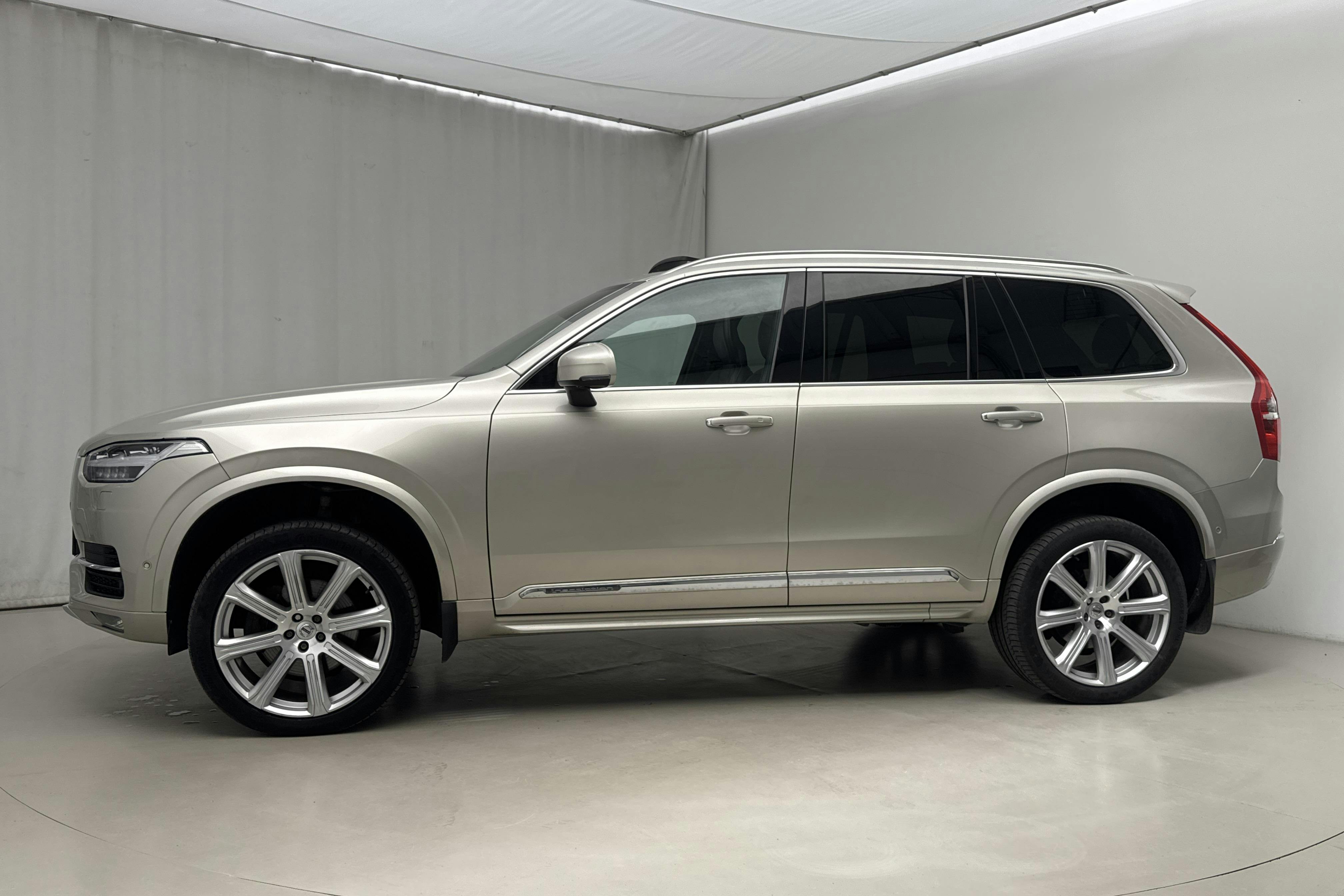 Esitlusfoto 2 aadressil 22: Volvo XC90 D5 AWD (225hk) - 157 140 km - Automaatne - Light Brown - 2016