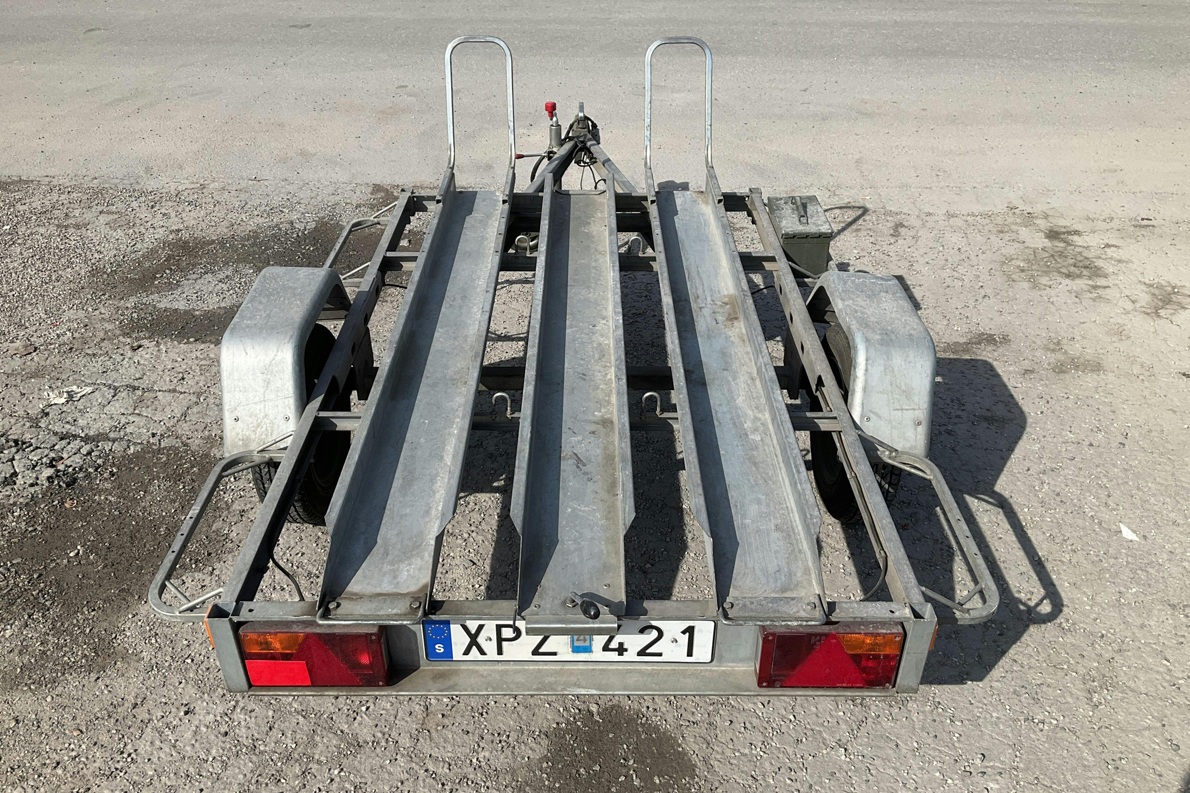 KAFO Trailer B6119M2 Släpvagn med tippfunktion för transport av tvåhjulingar - 0 km - hall - 2006