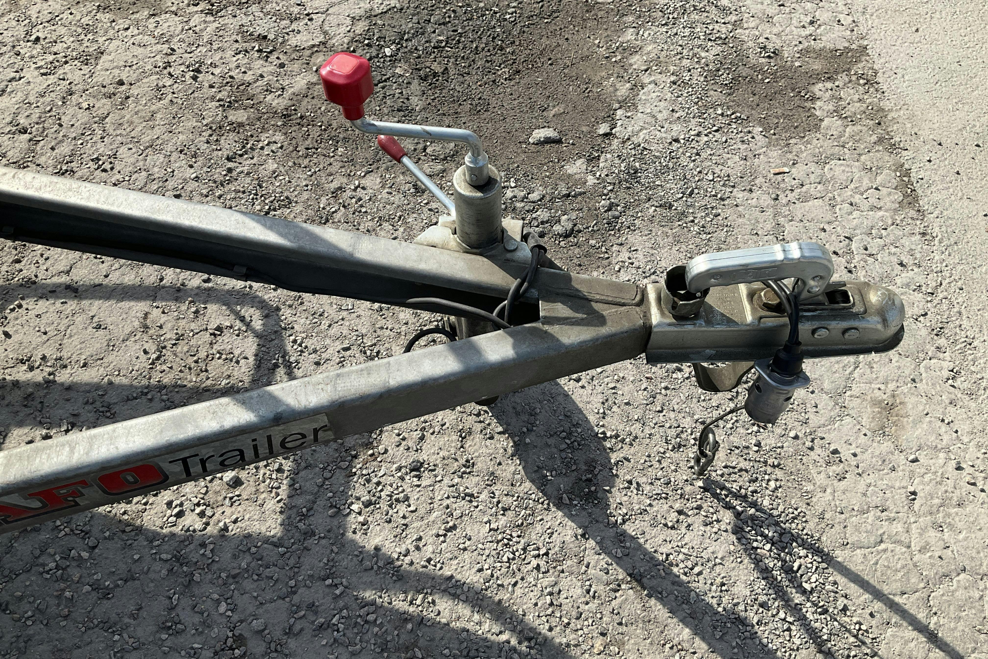 KAFO Trailer B6119M2 Släpvagn med tippfunktion för transport av tvåhjulingar - 0 km - hall - 2006
