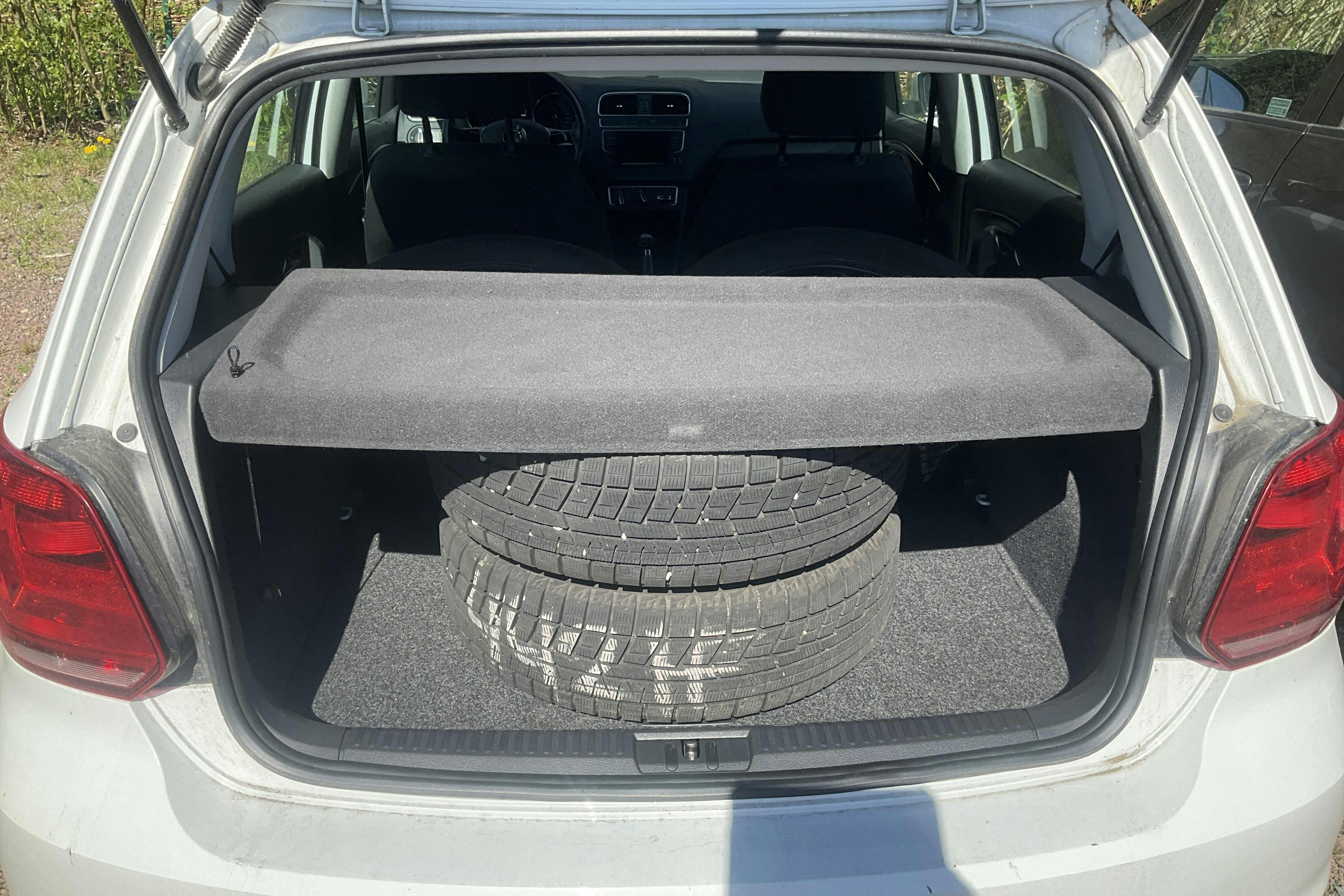 VW Polo 1.4 TDI 5dr (90hk) - 75 550 km - Manuaalinen - valkoinen - 2016
