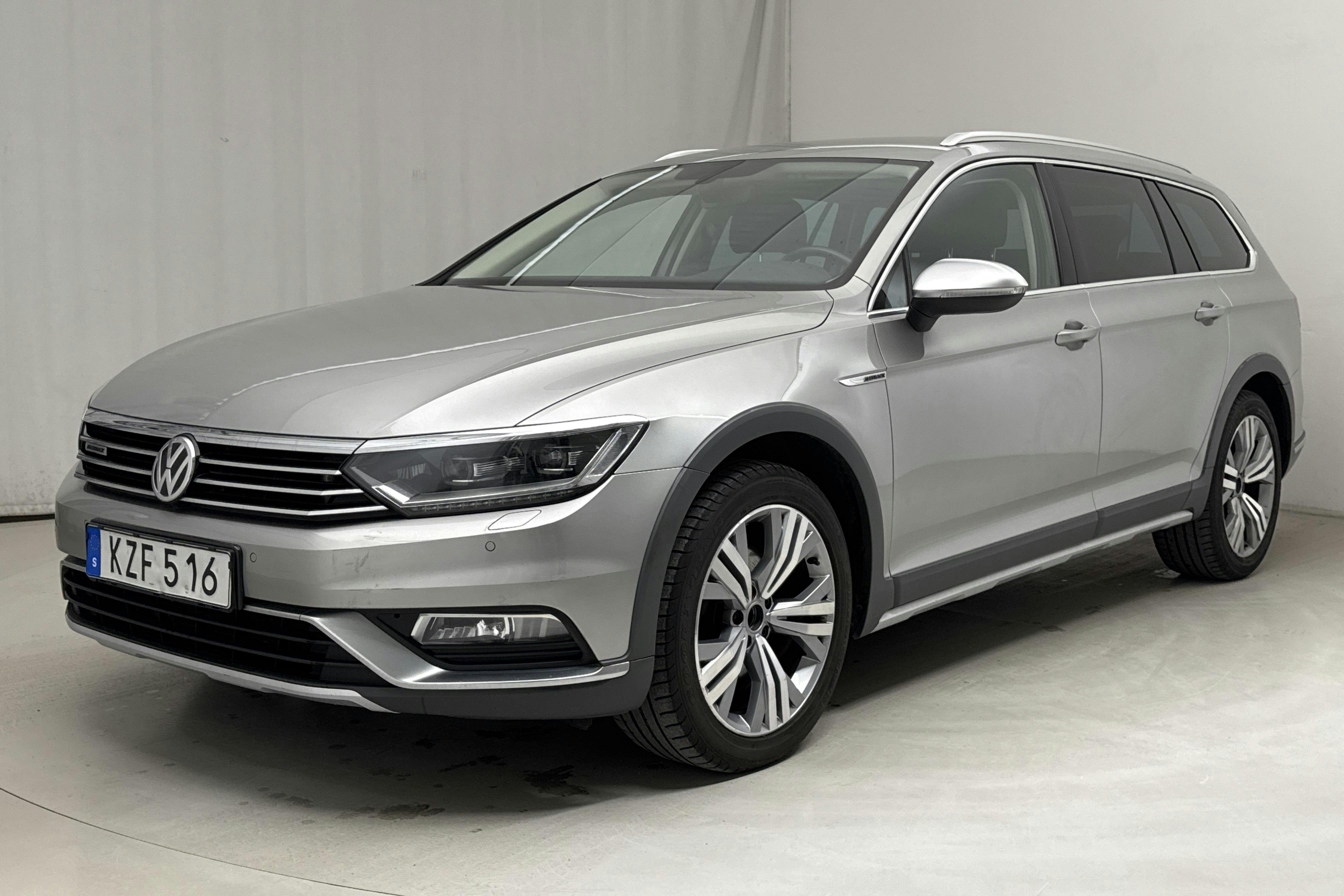 VW Passat Alltrack 2.0 TDI 4MOTION (190hk) - 158 350 km - Automatic - silver - 2016
