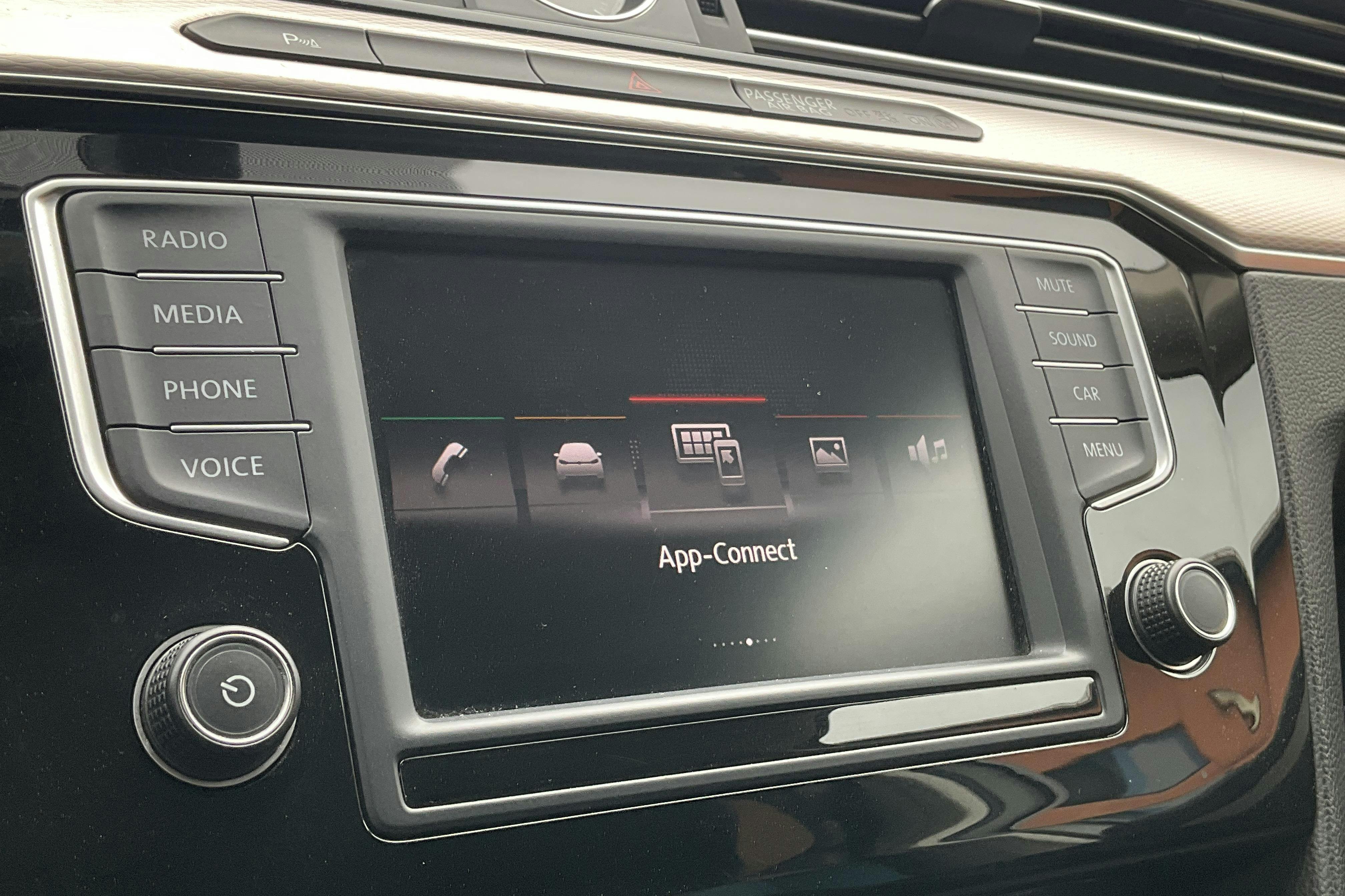 VW Passat Alltrack 2.0 TDI 4MOTION (190hk) - 158 350 km - Automatic - silver - 2016