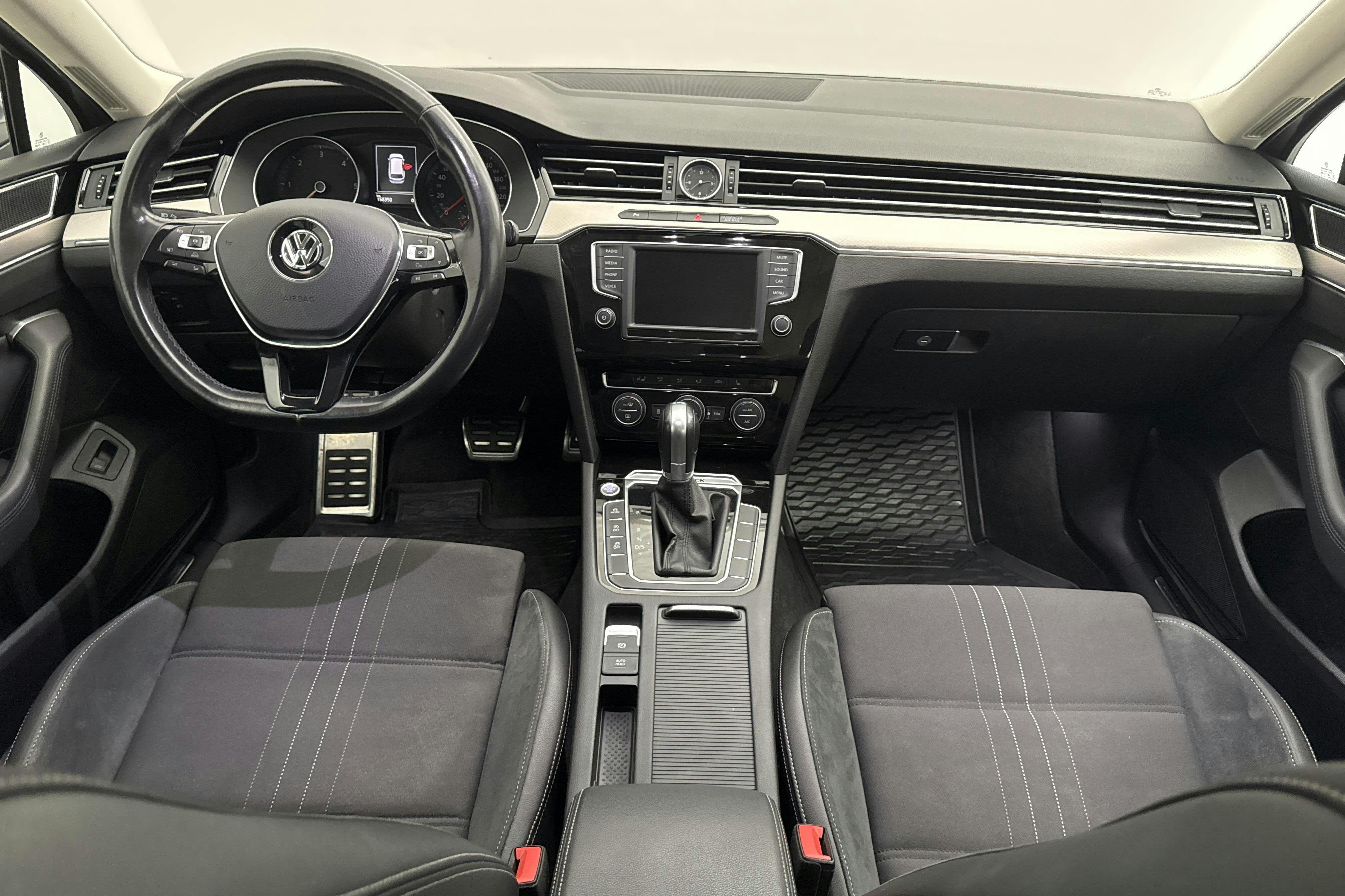 VW Passat Alltrack 2.0 TDI 4MOTION (190hk) - 158 350 km - Automatic - silver - 2016