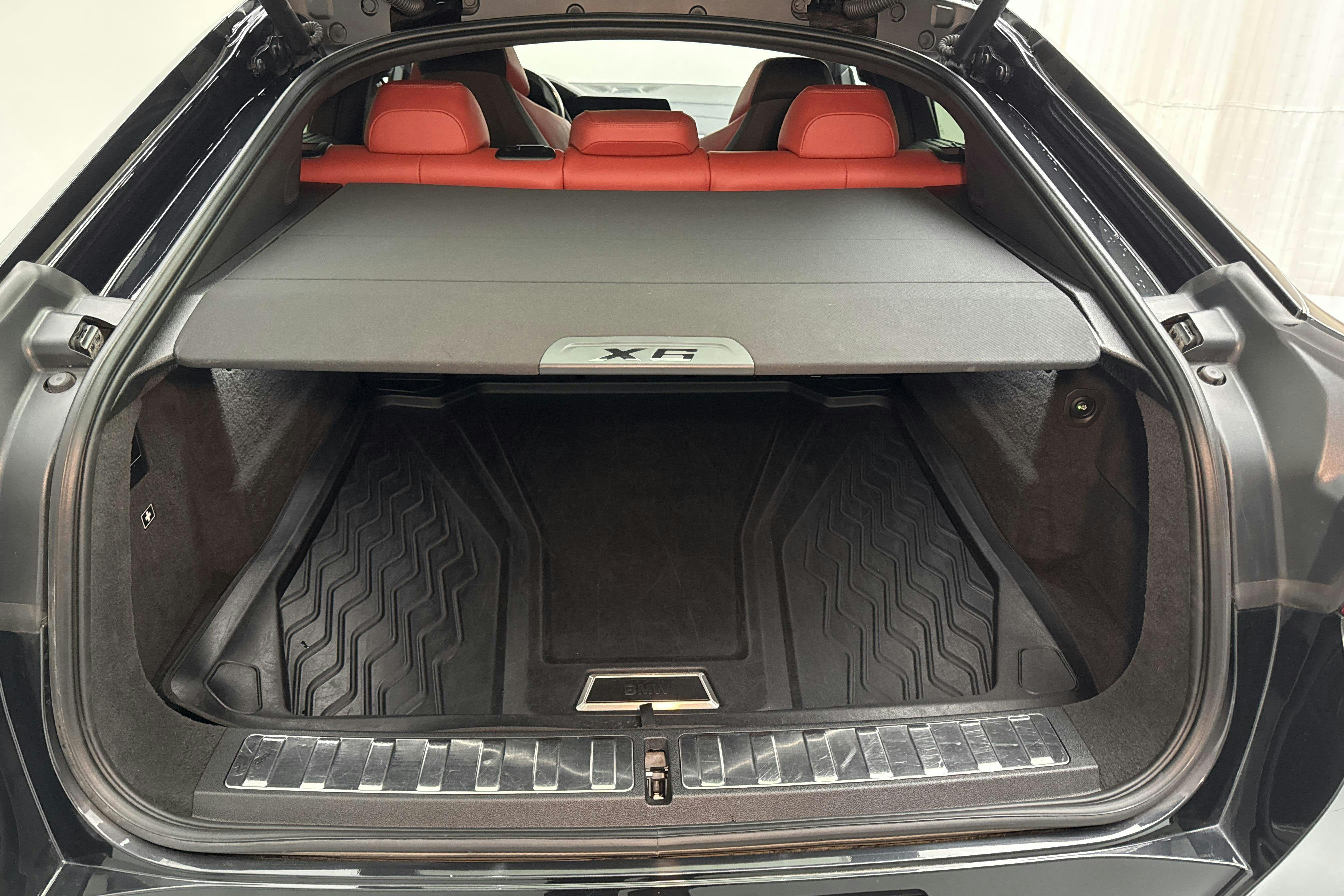 BMW X6 M Competition, G06 (625hk) - 100 620 km - Automatic - black - 2021