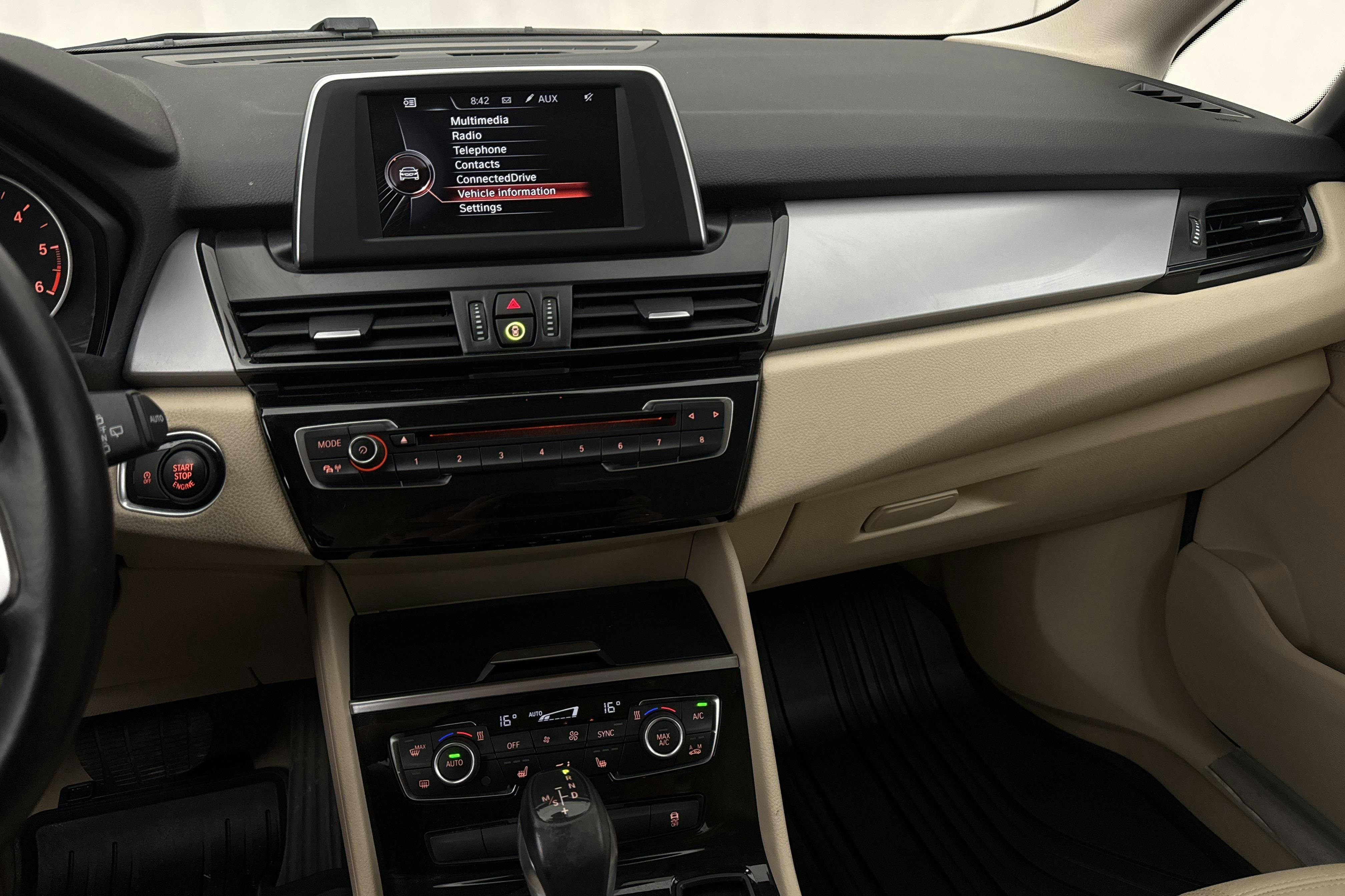 BMW 218d Active Tourer, F45 (150hk) - 39 270 km - Automatic - blue - 2015