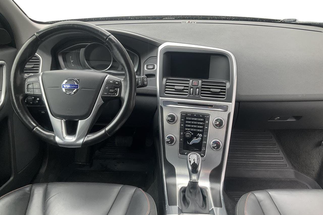 Volvo XC60 D4 AWD (190hk) - 161 820 km - Automatic - silver - 2016