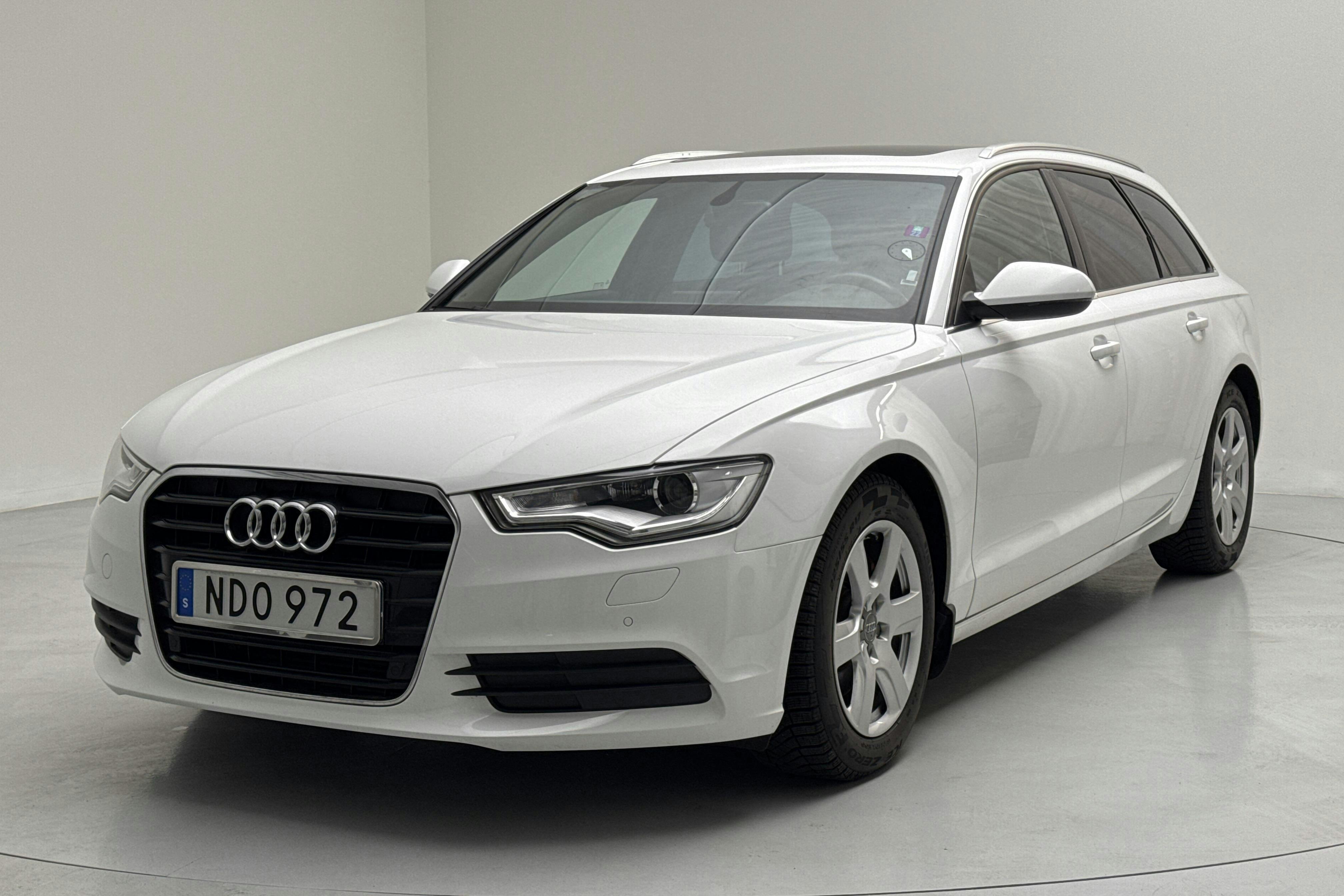 Audi A6 2.0 TDI Avant (177hk) - 15 185 mil - Automat - vit - 2013