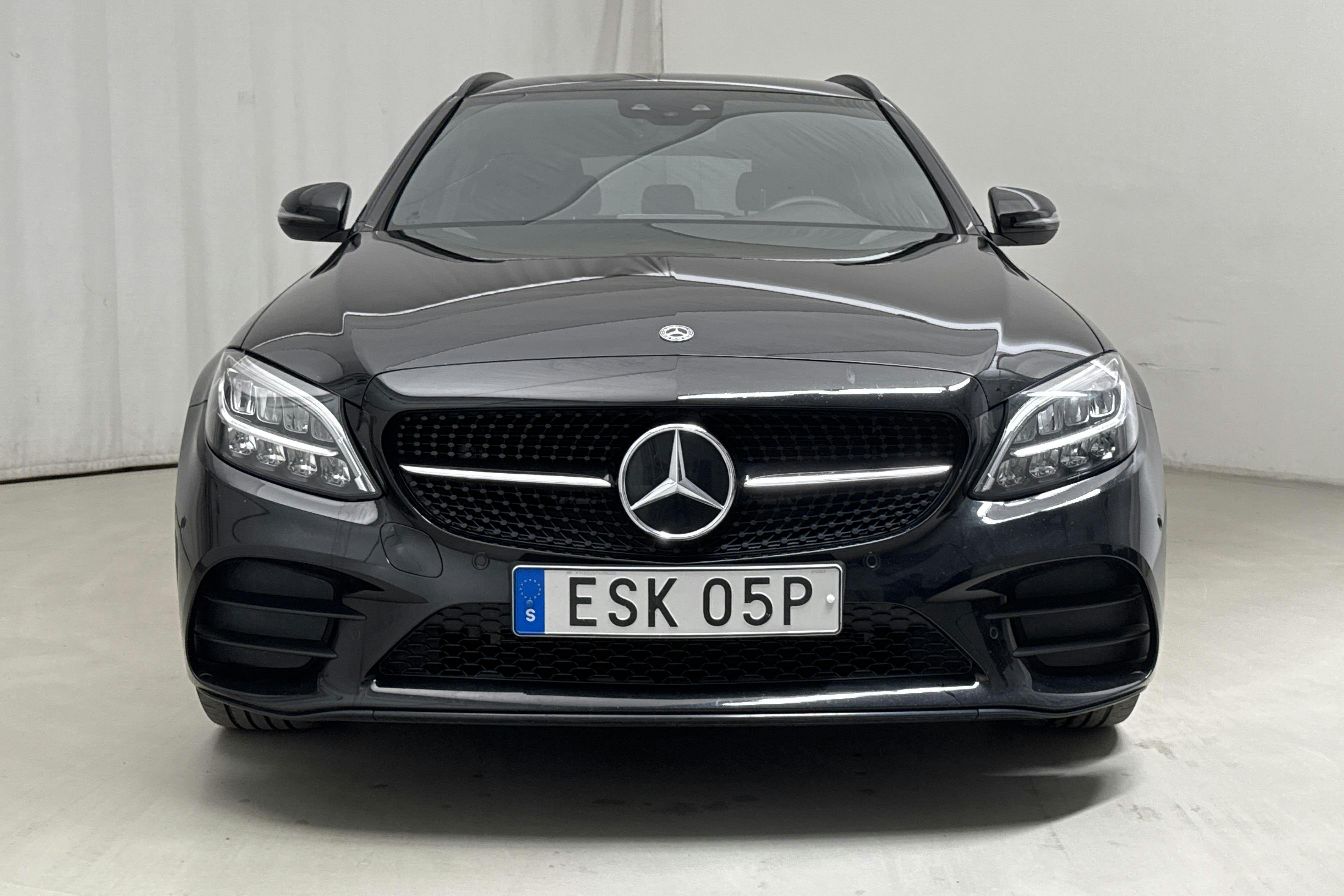Mercedes C 300 e Kombi S205 (320hk) - 5 213 mil - Automat - svart - 2021