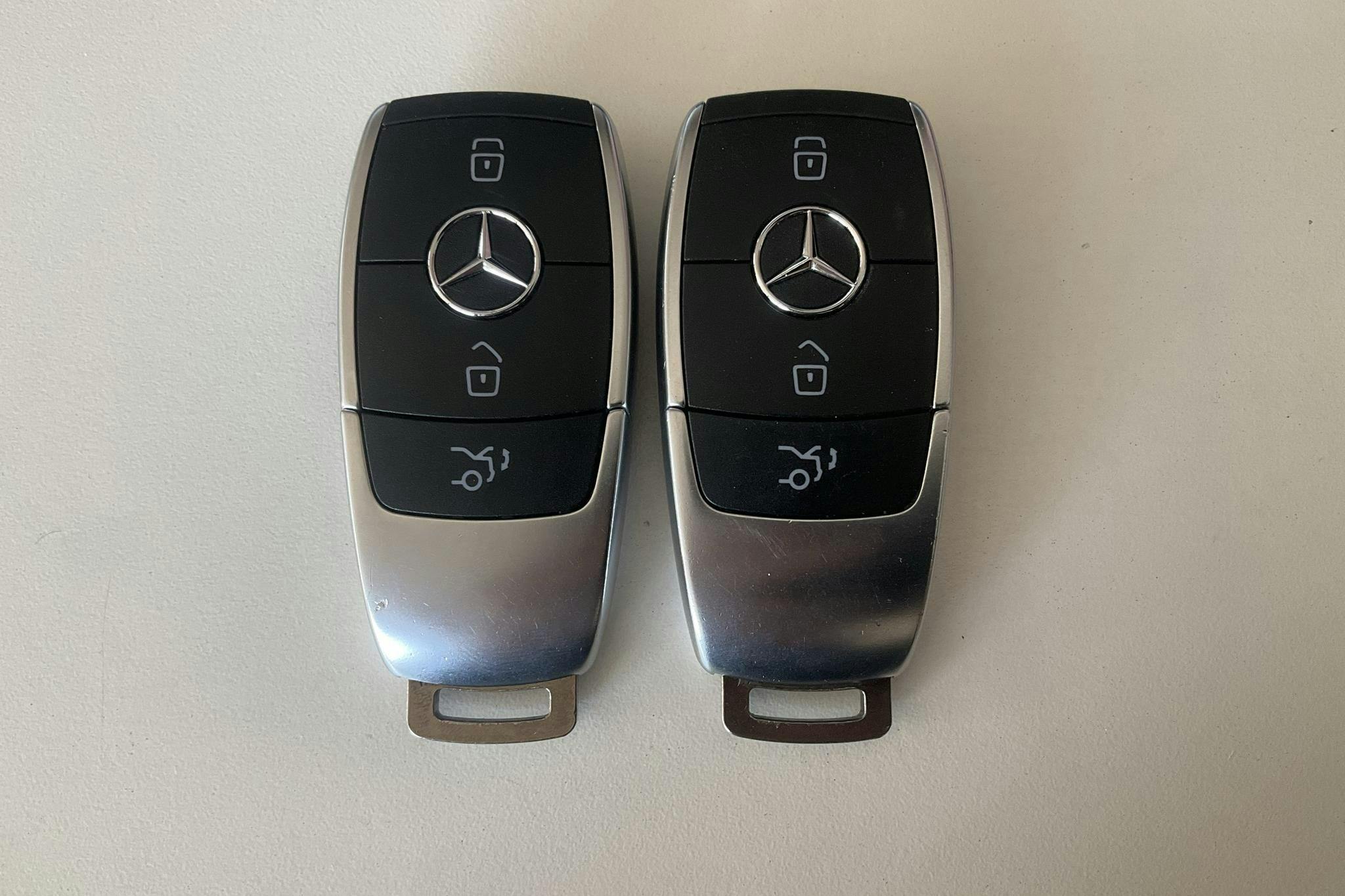 Mercedes C 300 e Kombi S205 (320hk) - 5 213 mil - Automat - svart - 2021