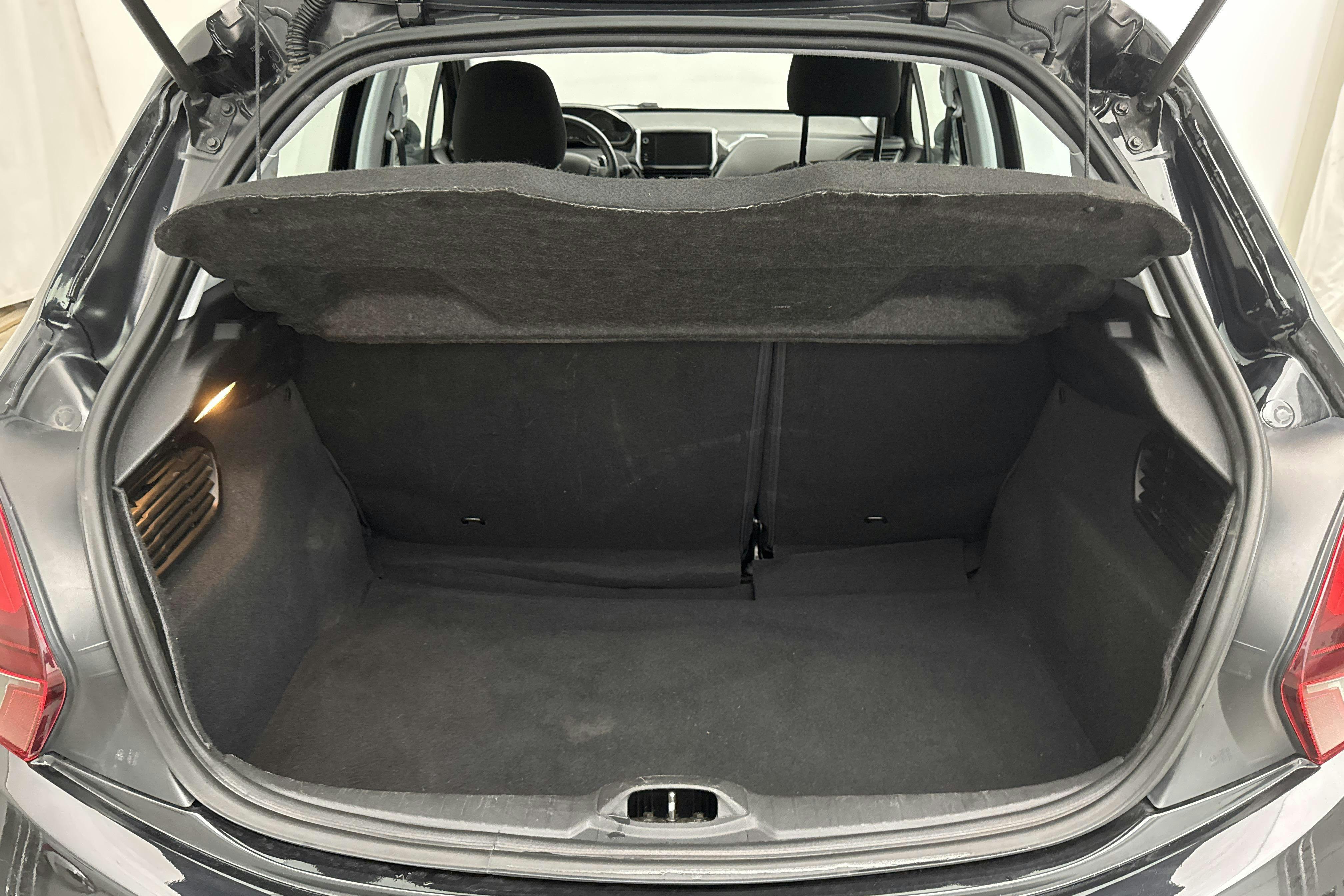 Peugeot 208 PureTech 5dr (82hk) - 62 780 km - Automaatne - must - 2017