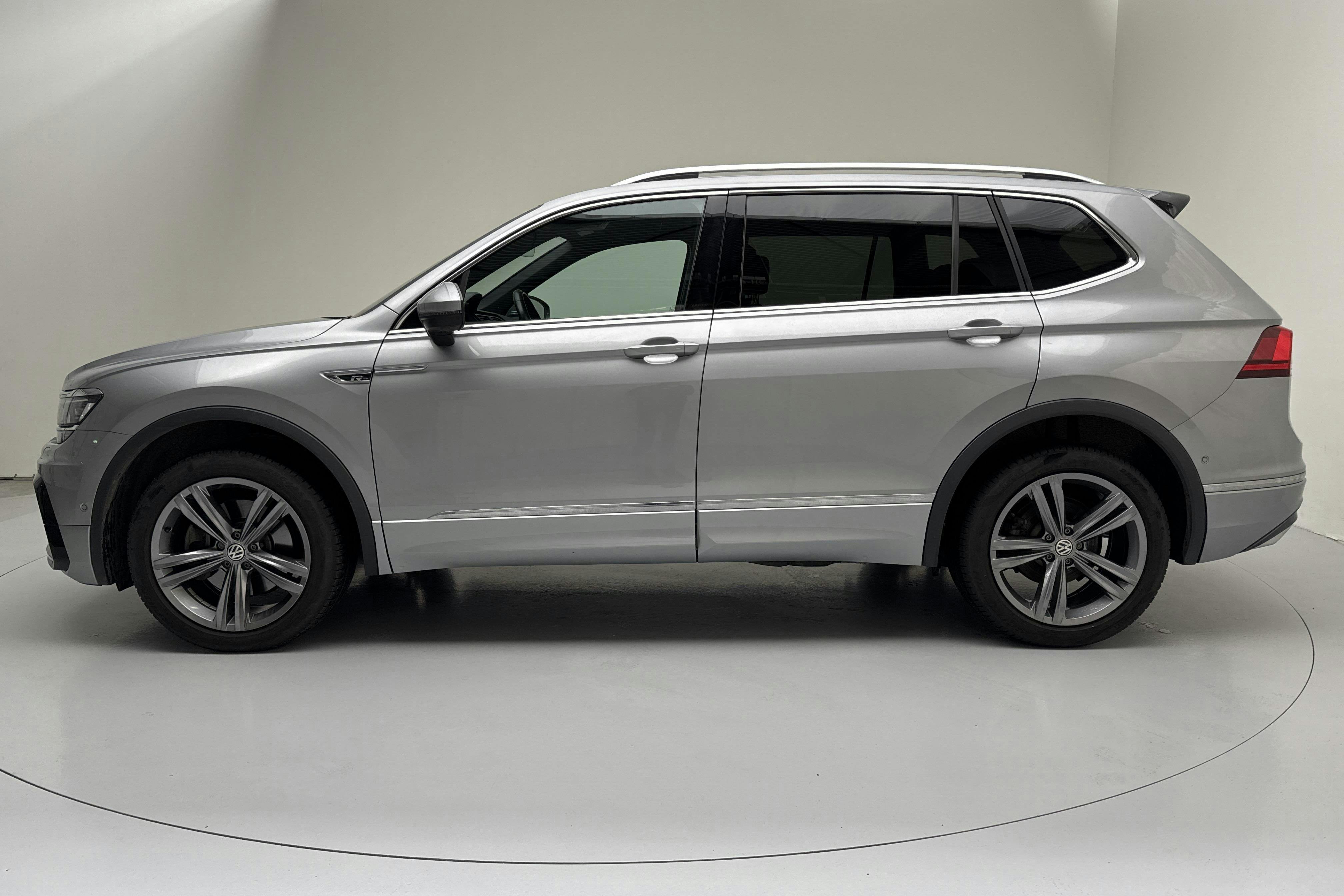 VW Tiguan Allspace 2.0 TDI 4MOTION (200hk) - 34 480 km - Automatic - silver - 2021