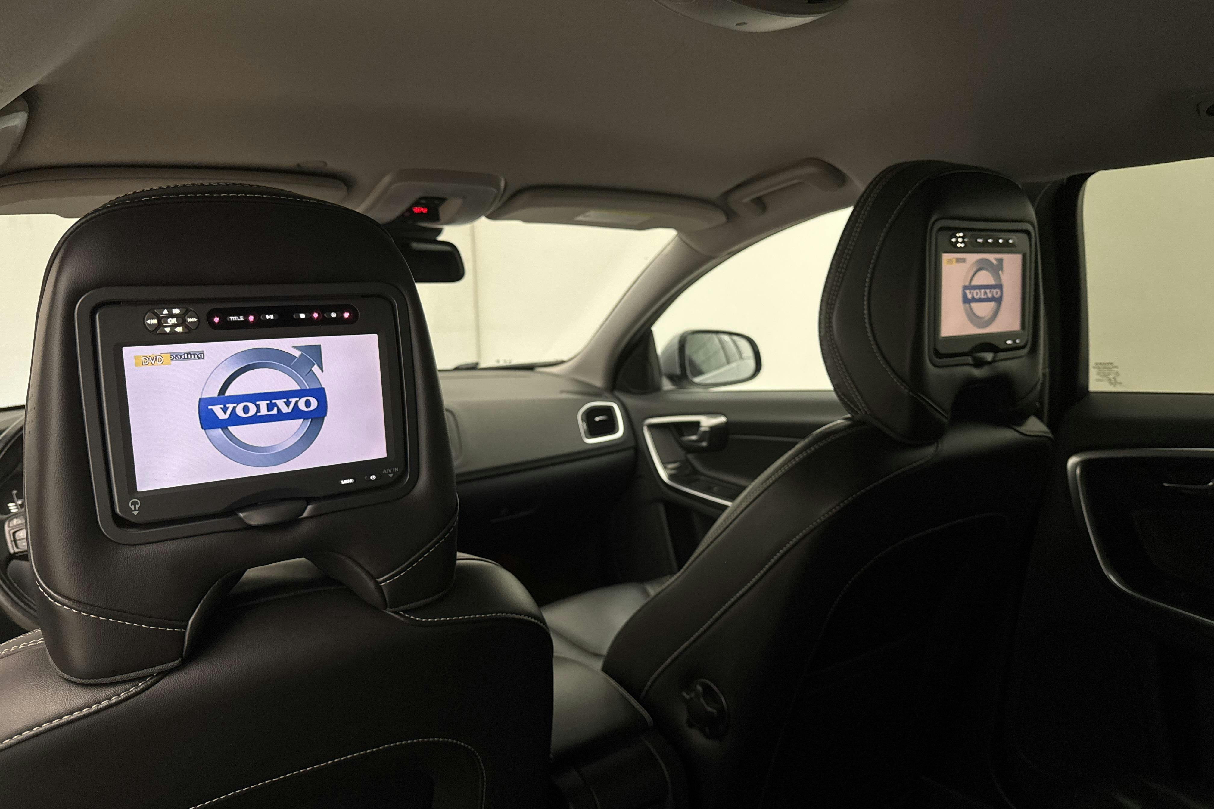 Volvo V60 D6 AWD Plug-in Hybrid (215hk) - 152 310 km - Automaatne - hõbe - 2013