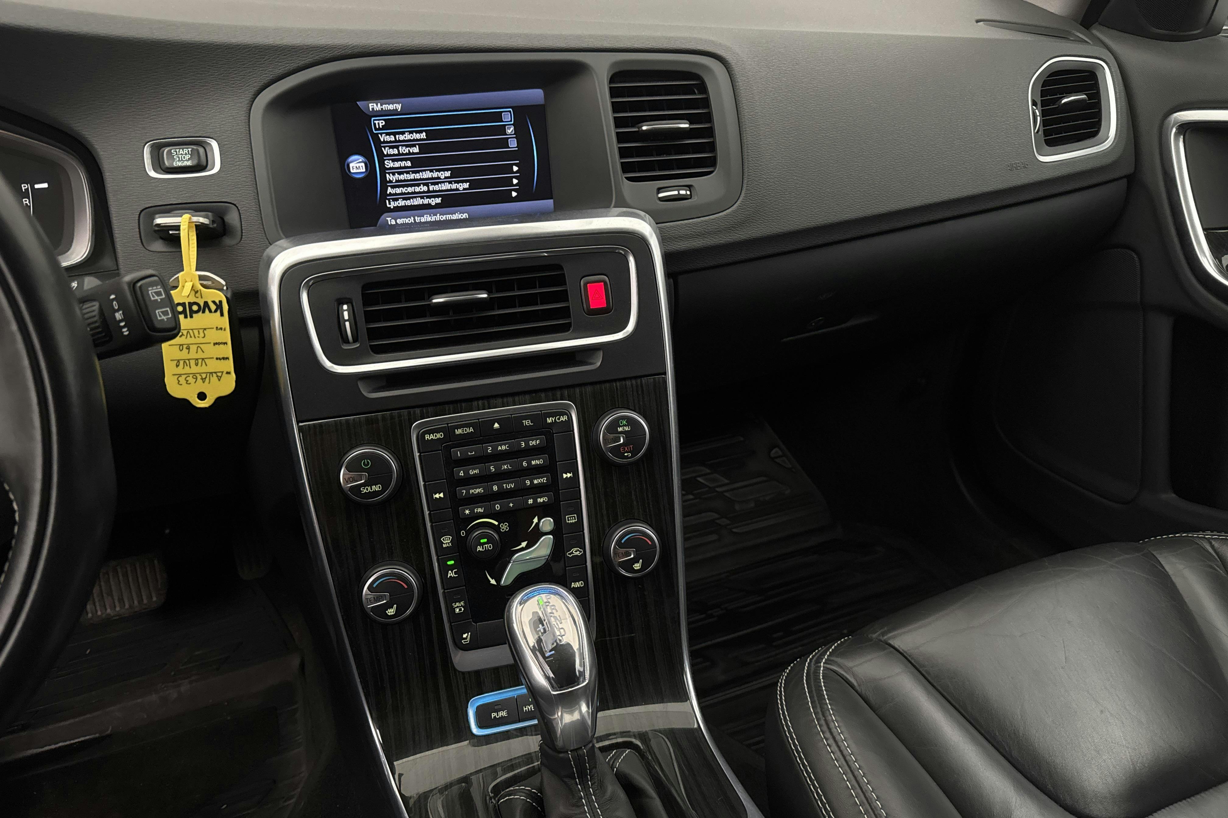 Volvo V60 D6 AWD Plug-in Hybrid (215hk) - 152 310 km - Automaatne - hõbe - 2013