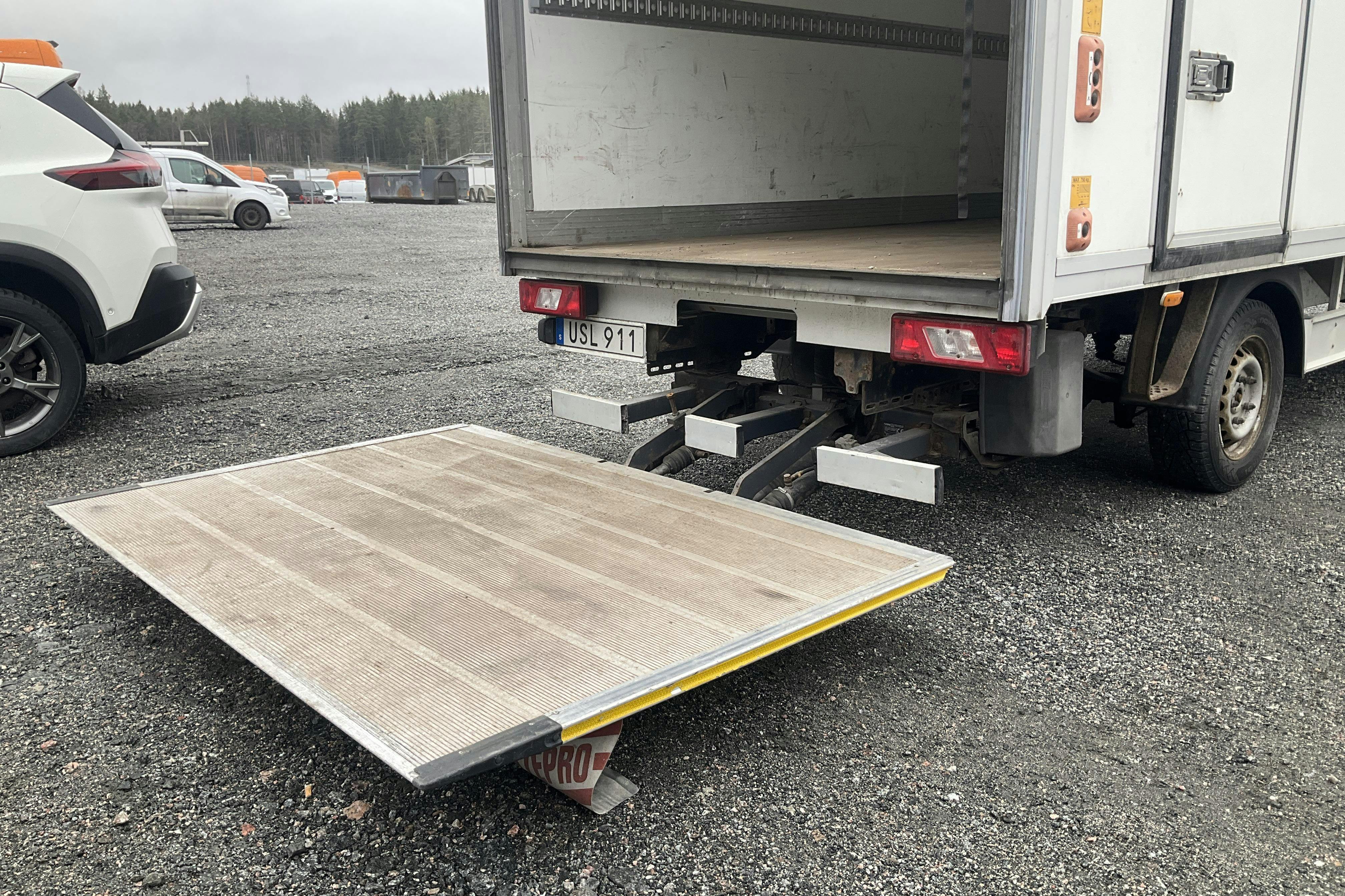 Ford Transit Volymskåp 350 2.2 TDCi 2WD (155hk) - 207 660 km - Käsitsi - valge - 2014