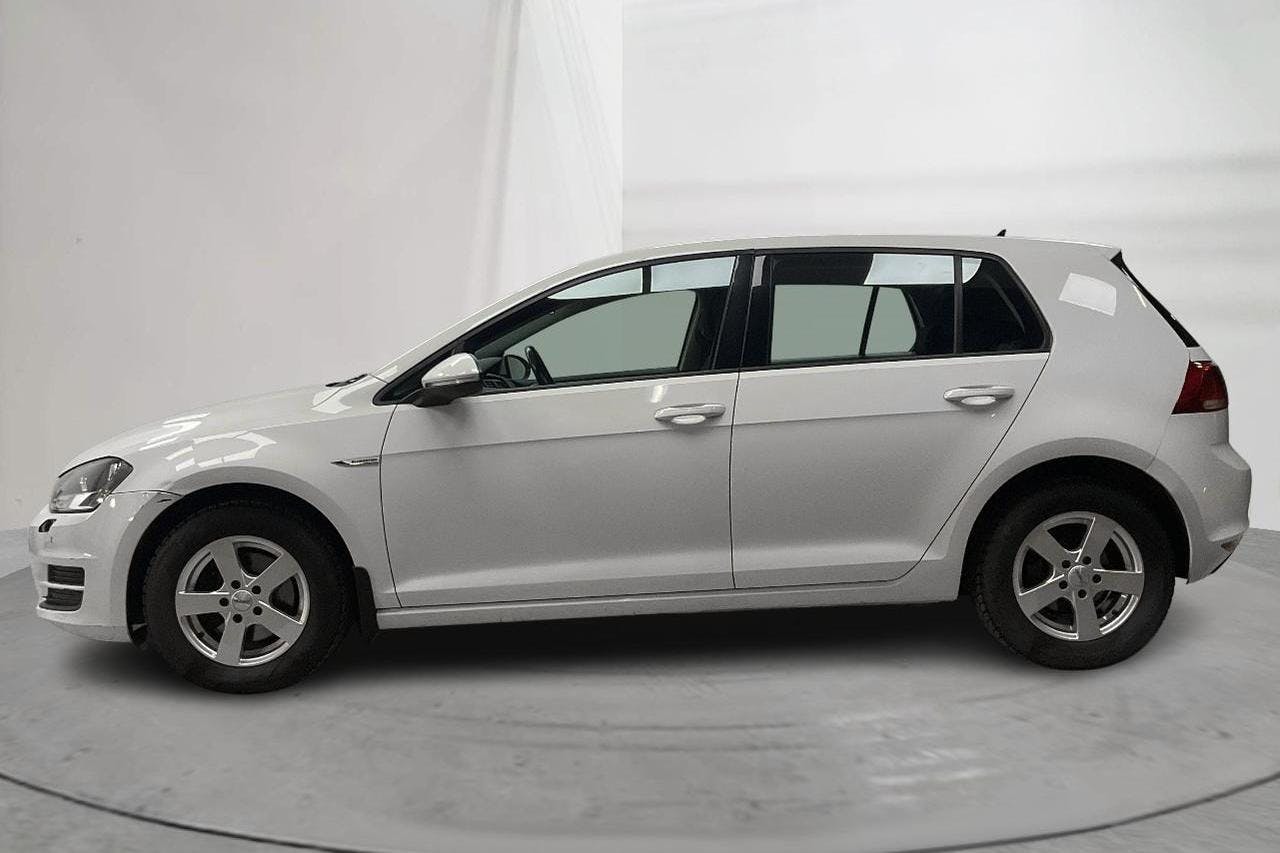 VW Golf VII 1.4 TGI 5dr (110hk) - 5 650 mil - Manuell - vit - 2017