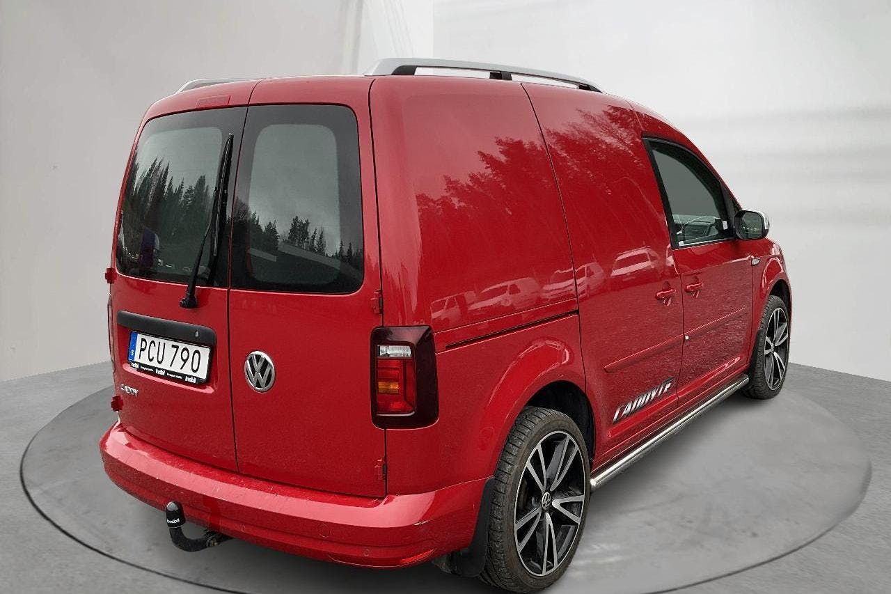 VW Caddy 2.0 TDI Skåp (150hk) - 53 080 km - Automatyczna - czerwony - 2017