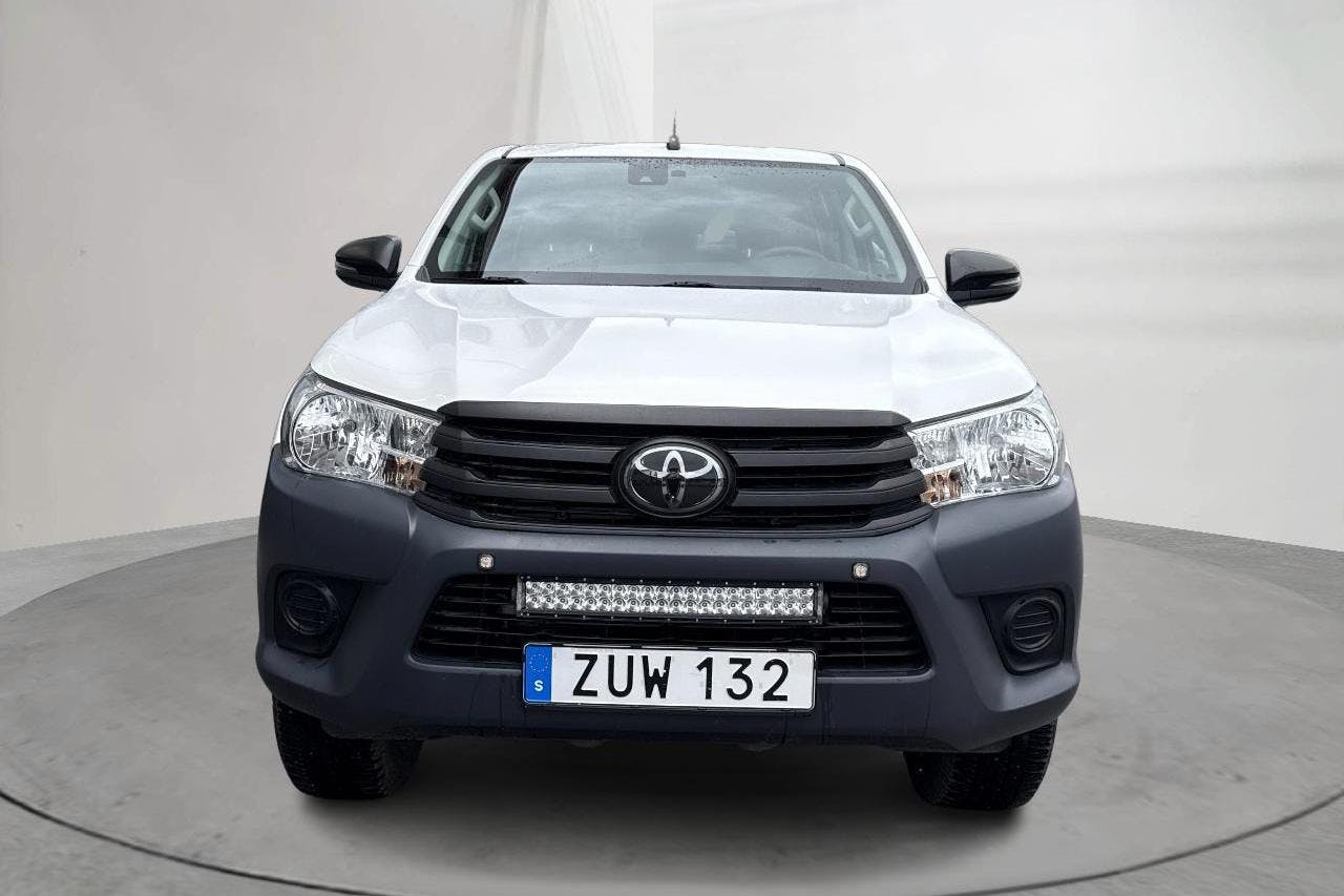 Toyota Hilux 2.4 D 4WD (150hk) - 53 440 km - Manual - white - 2019