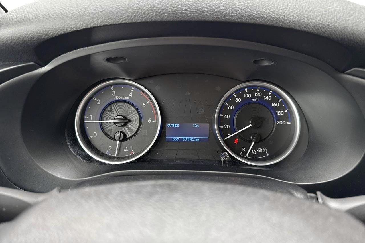 Toyota Hilux 2.4 D 4WD (150hk) - 53 440 km - Manual - white - 2019