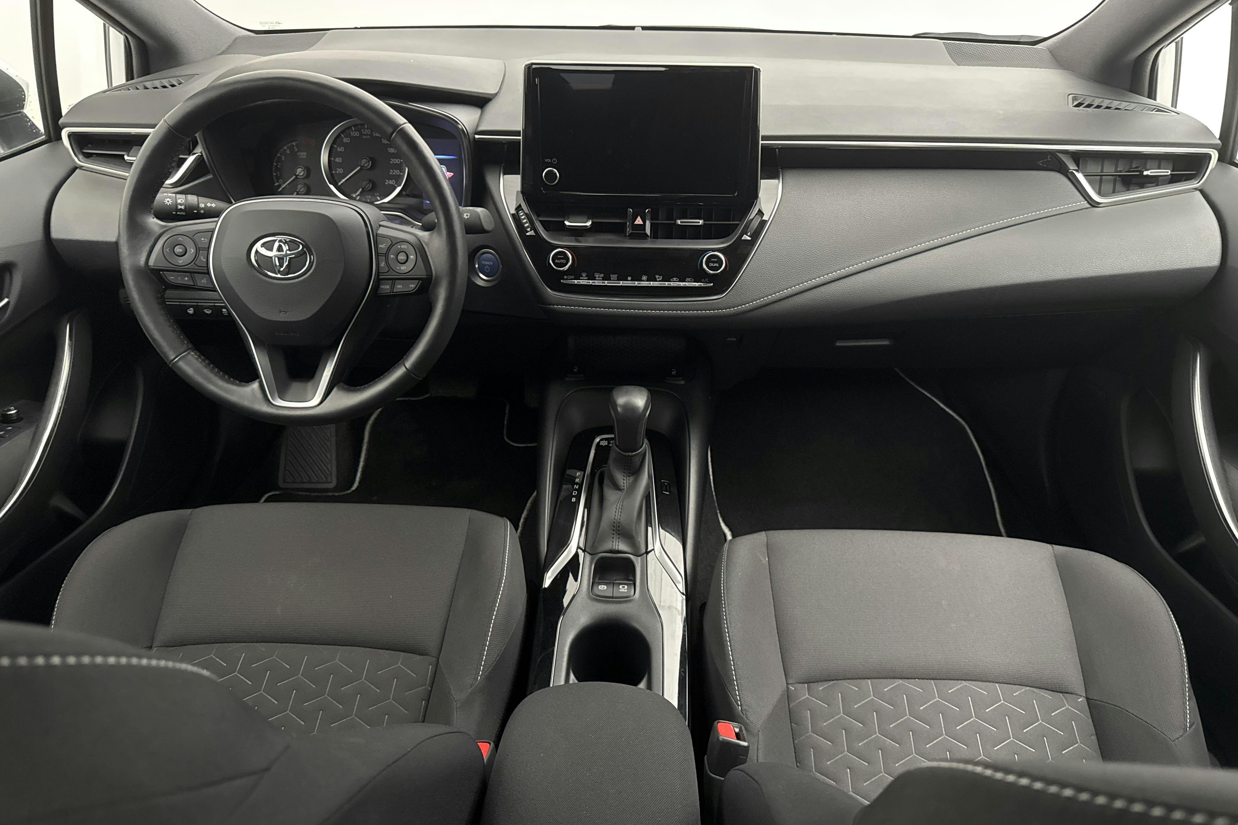 Toyota Corolla 1.8 Hybrid 5dr (122hk) - 17 090 km - Automatic - white - 2022