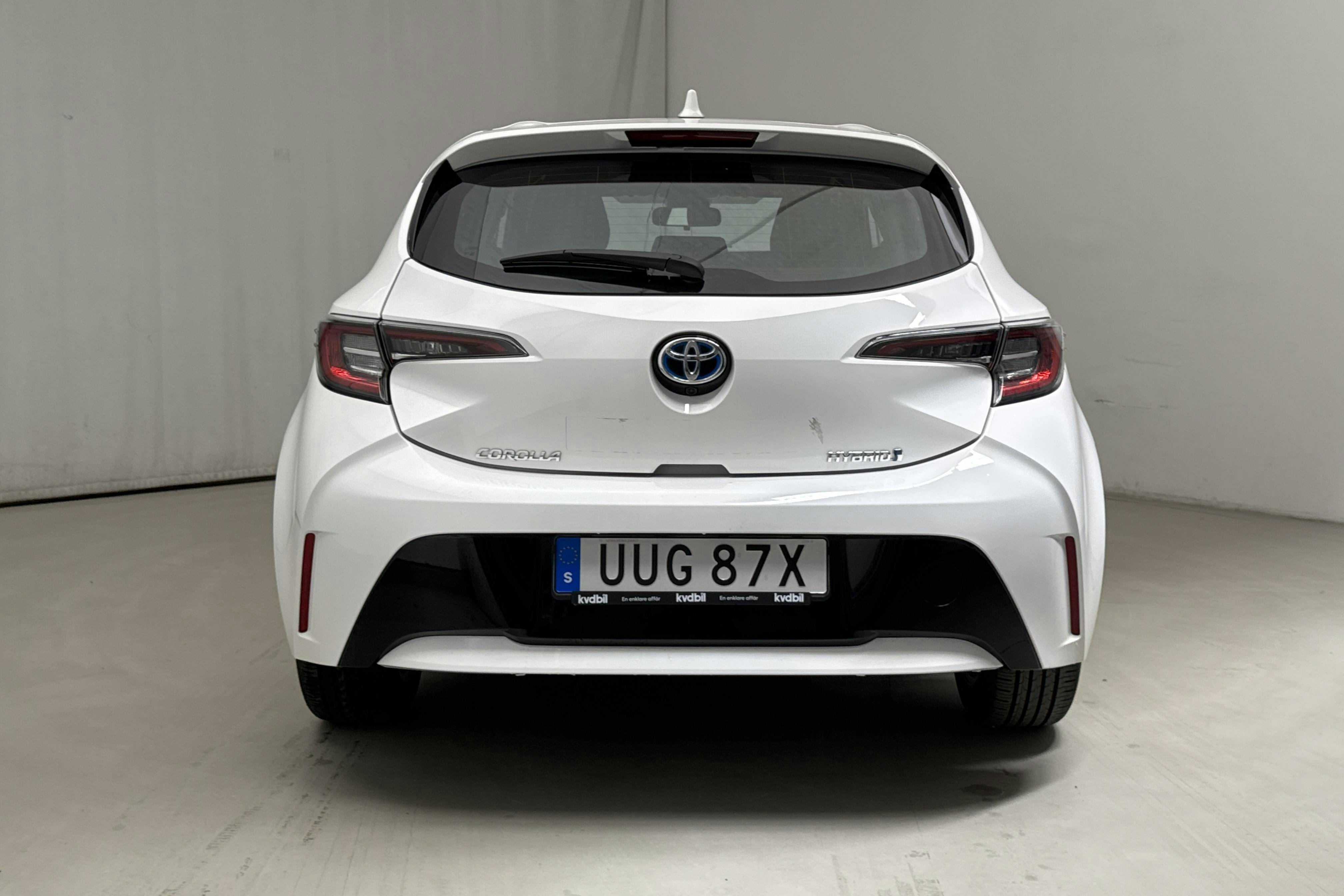 Toyota Corolla 1.8 Hybrid 5dr (122hk) - 17 090 km - Automatic - white - 2022