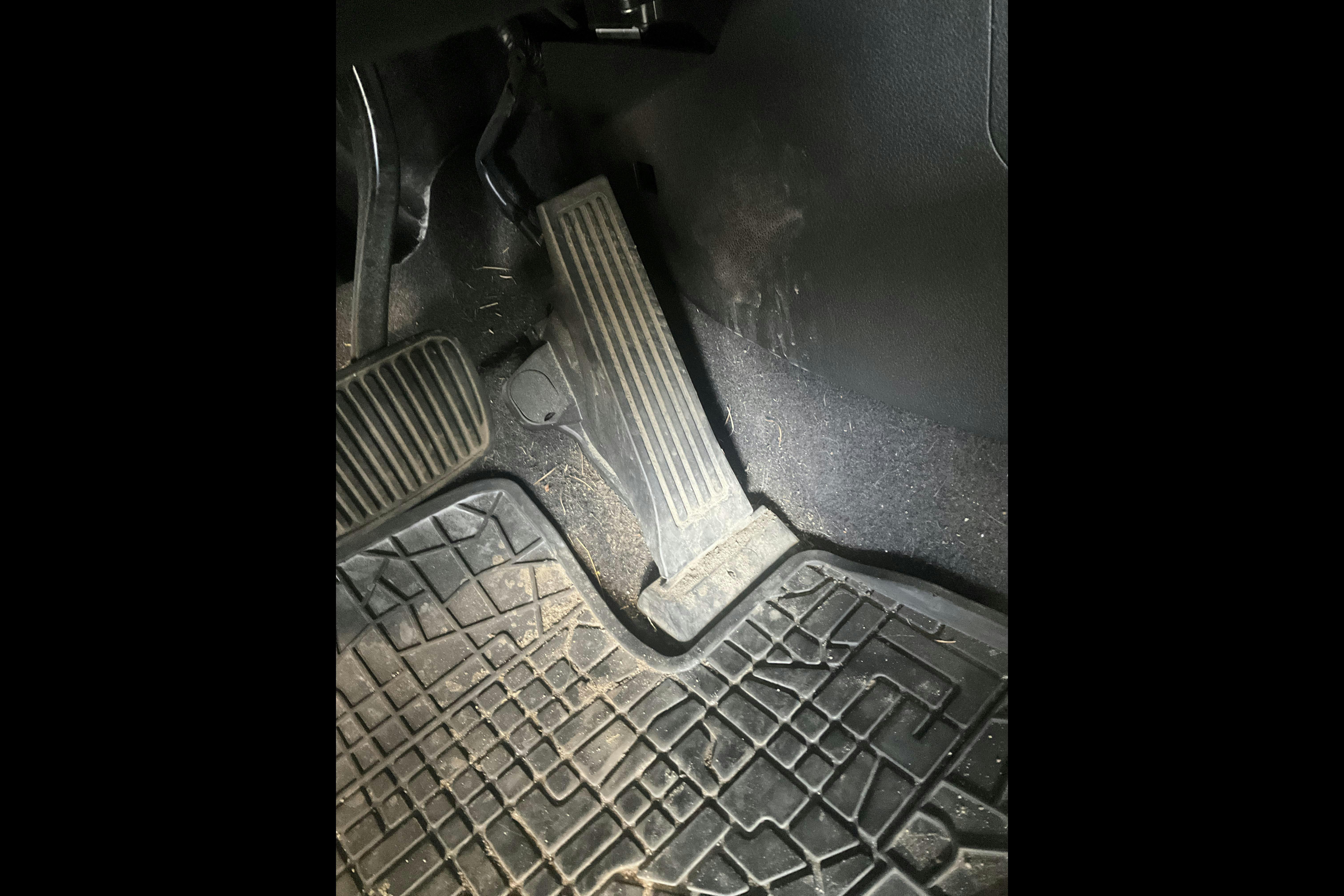Hyundai Tucson 2.0 D 4WD (184hk) - 10 611 mil - Automat - svart - 2017