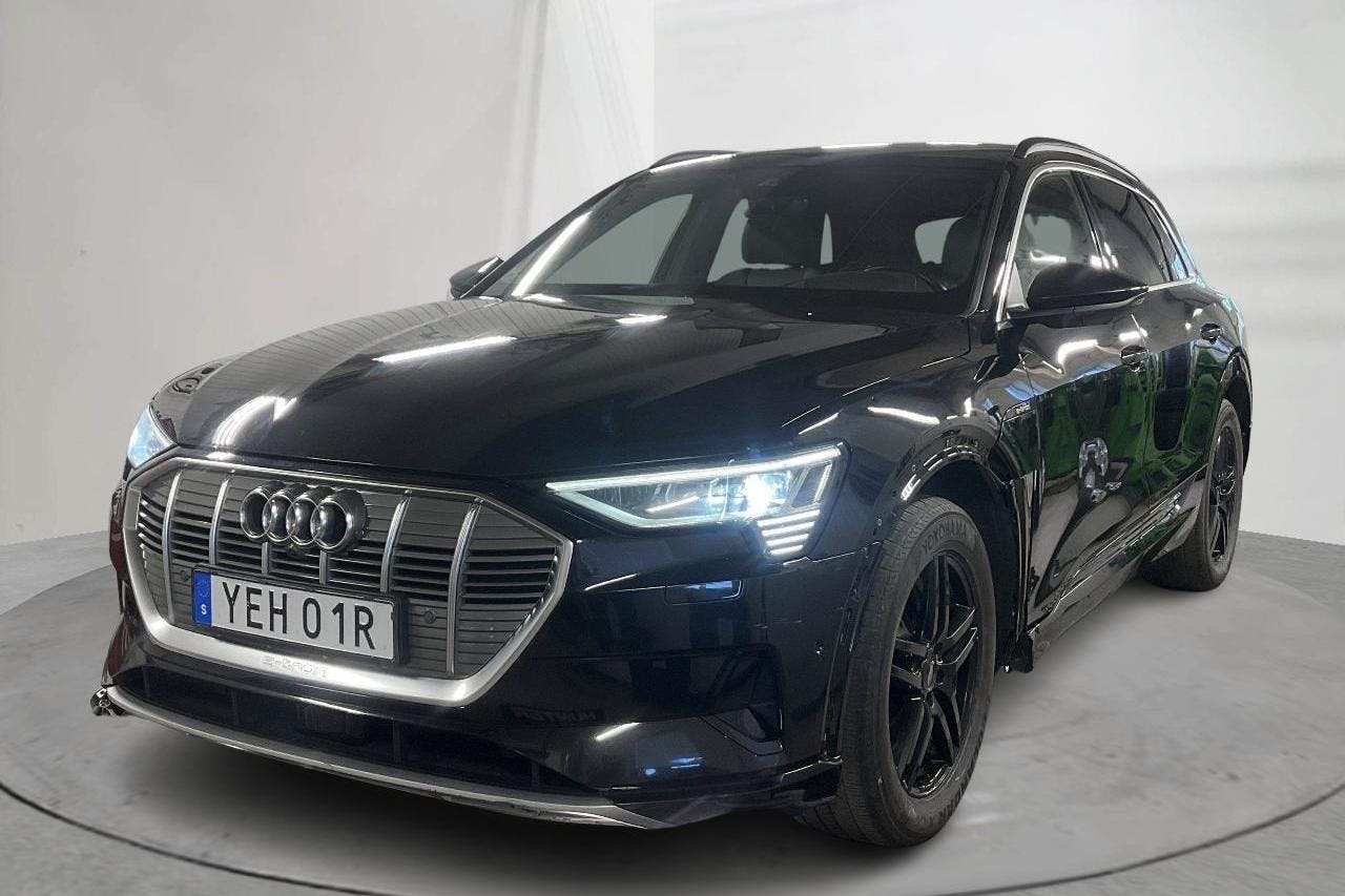 Audi e-tron 55 quattro 95 kWh (360hk) - 15 358 mil - Automat - svart - 2019