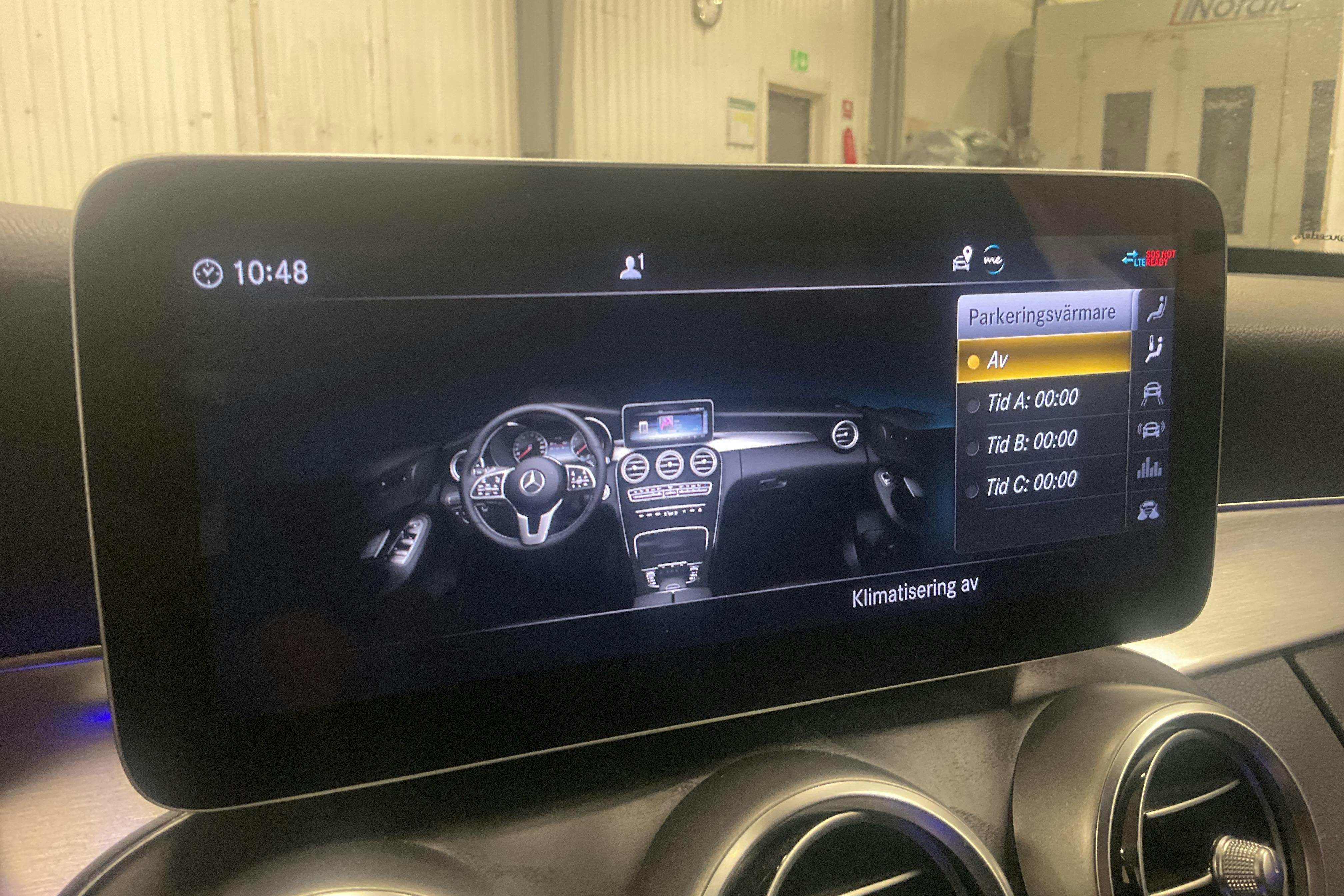 Mercedes C 220 d 4MATIC Kombi S205 (194hk) - 12 100 mil - Automat - silver - 2019