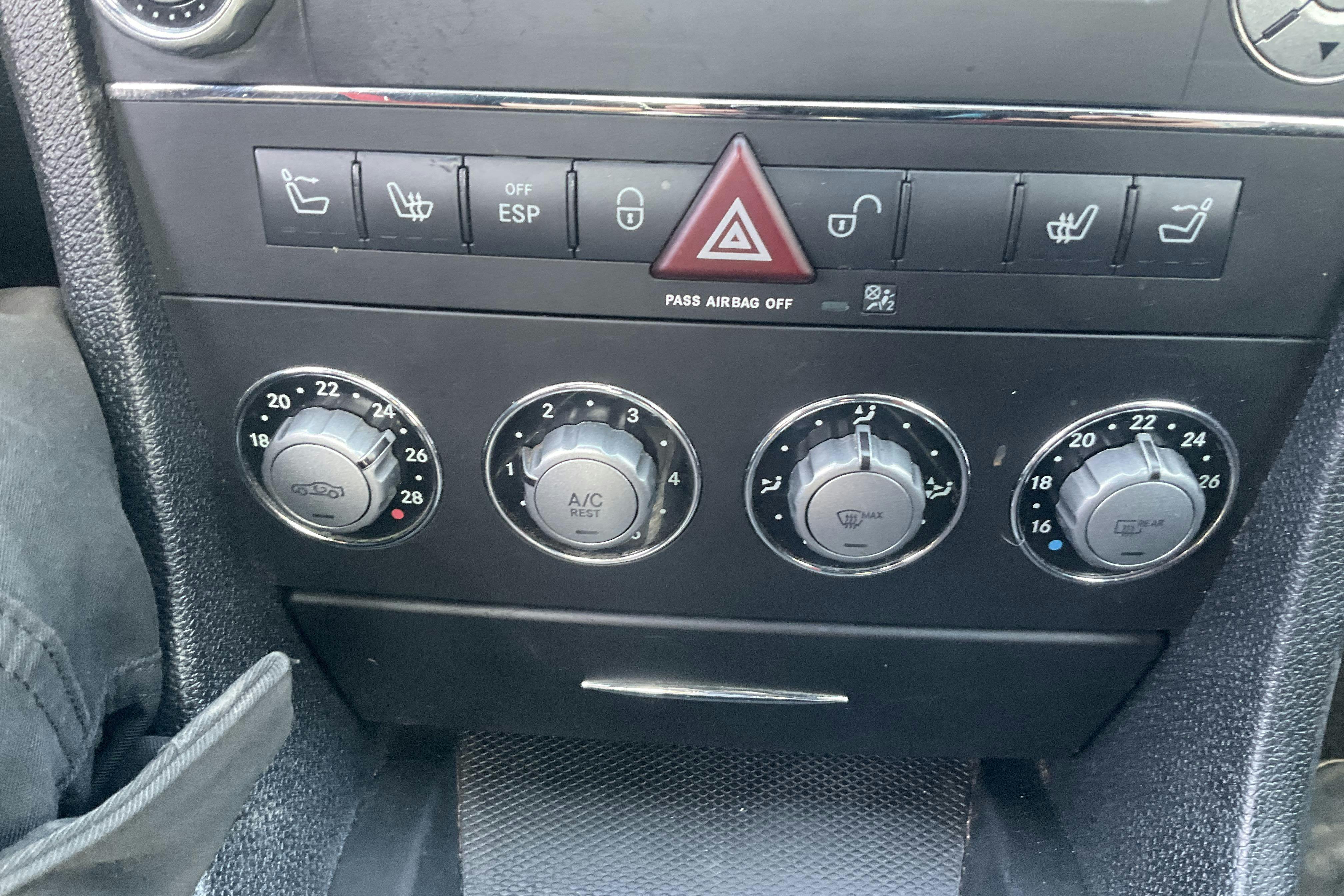 Mercedes SLK 280 R171 (231hk) - 15 186 mil - Automat - svart - 2008
