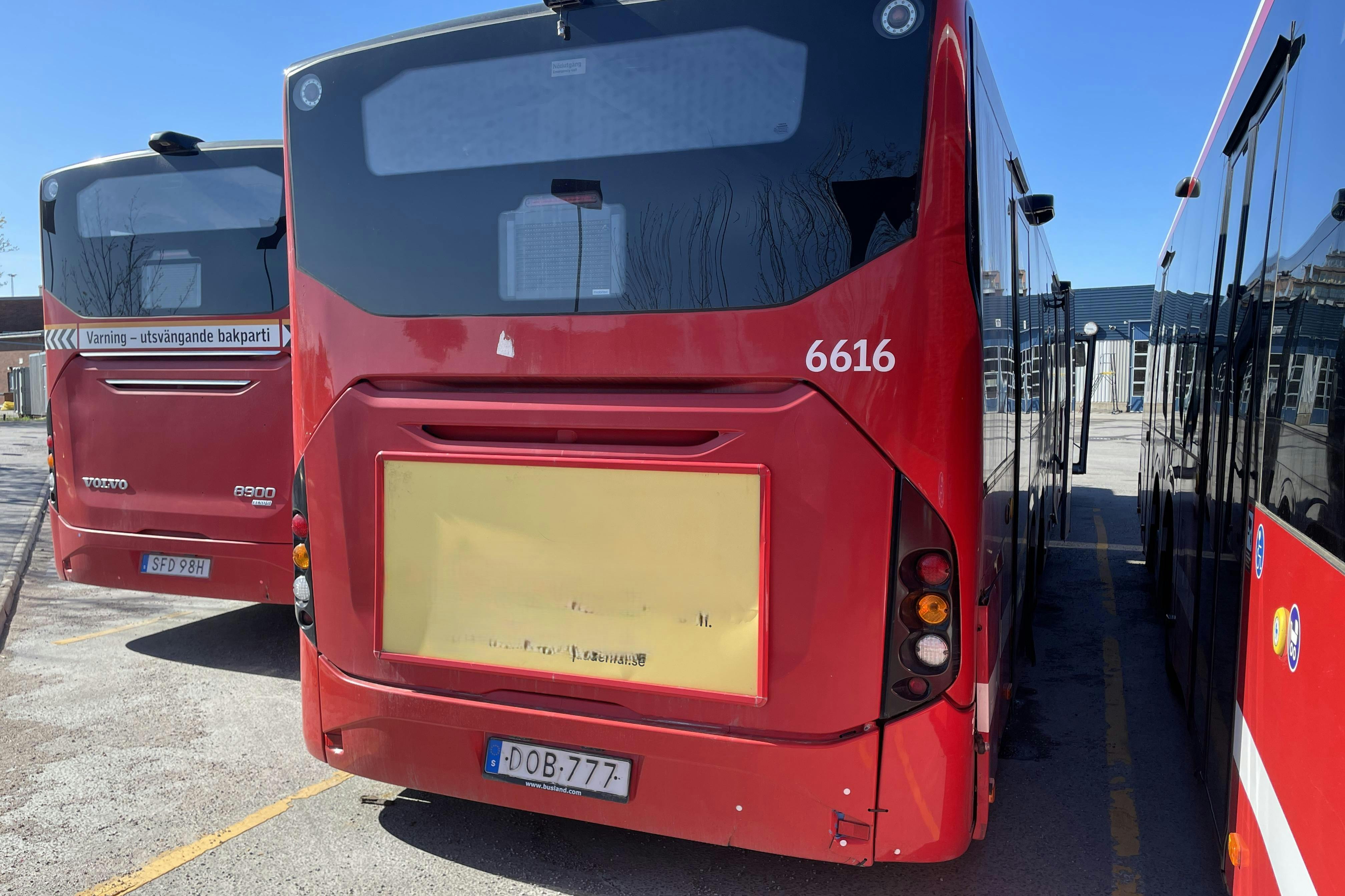 Volvo 8900 B7RLE - 0 km - Automat - röd - 2013
