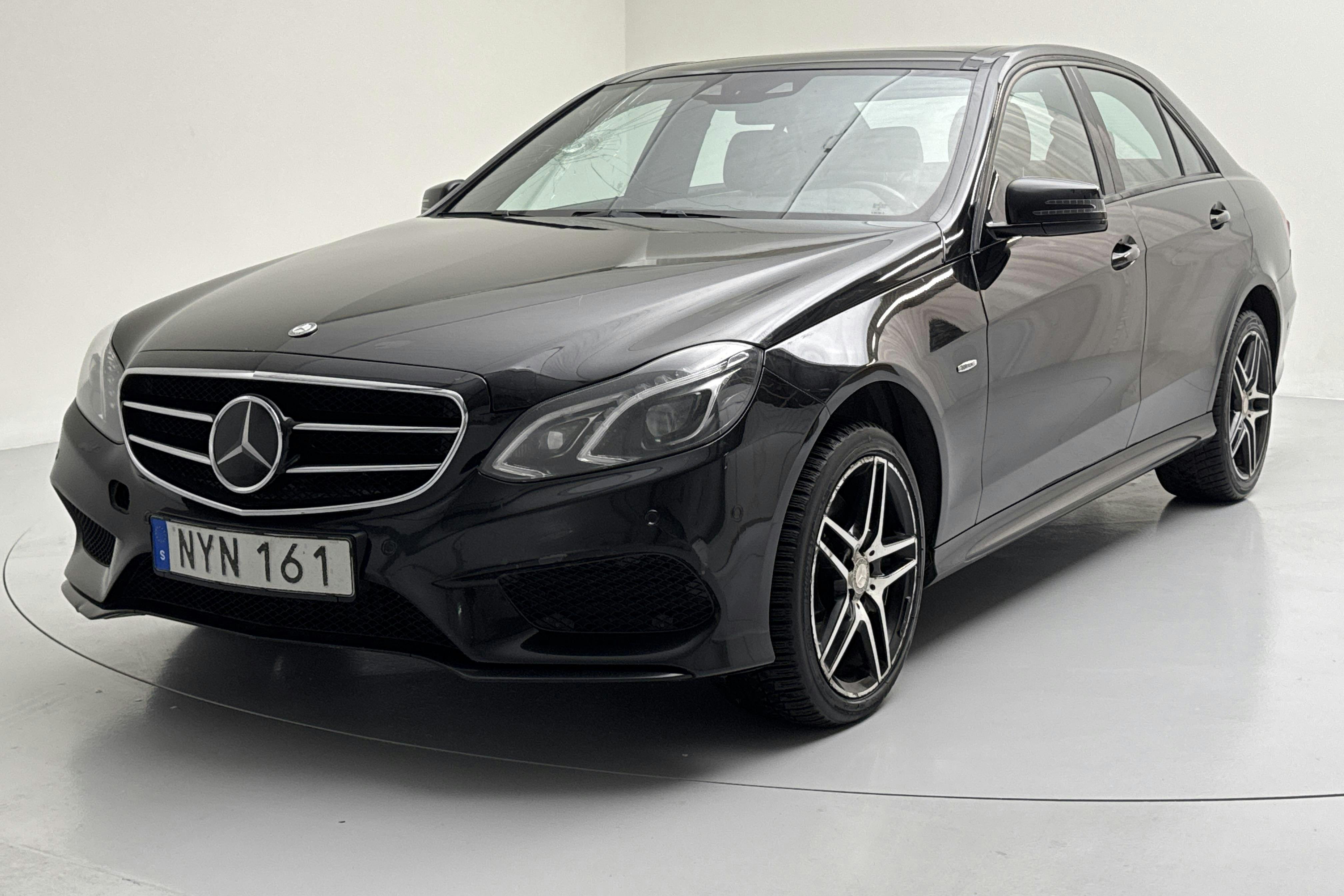 Mercedes E 350 BlueTEC 4Matic W212 (258hk) - 23 472 mil - Automat - svart - 2016