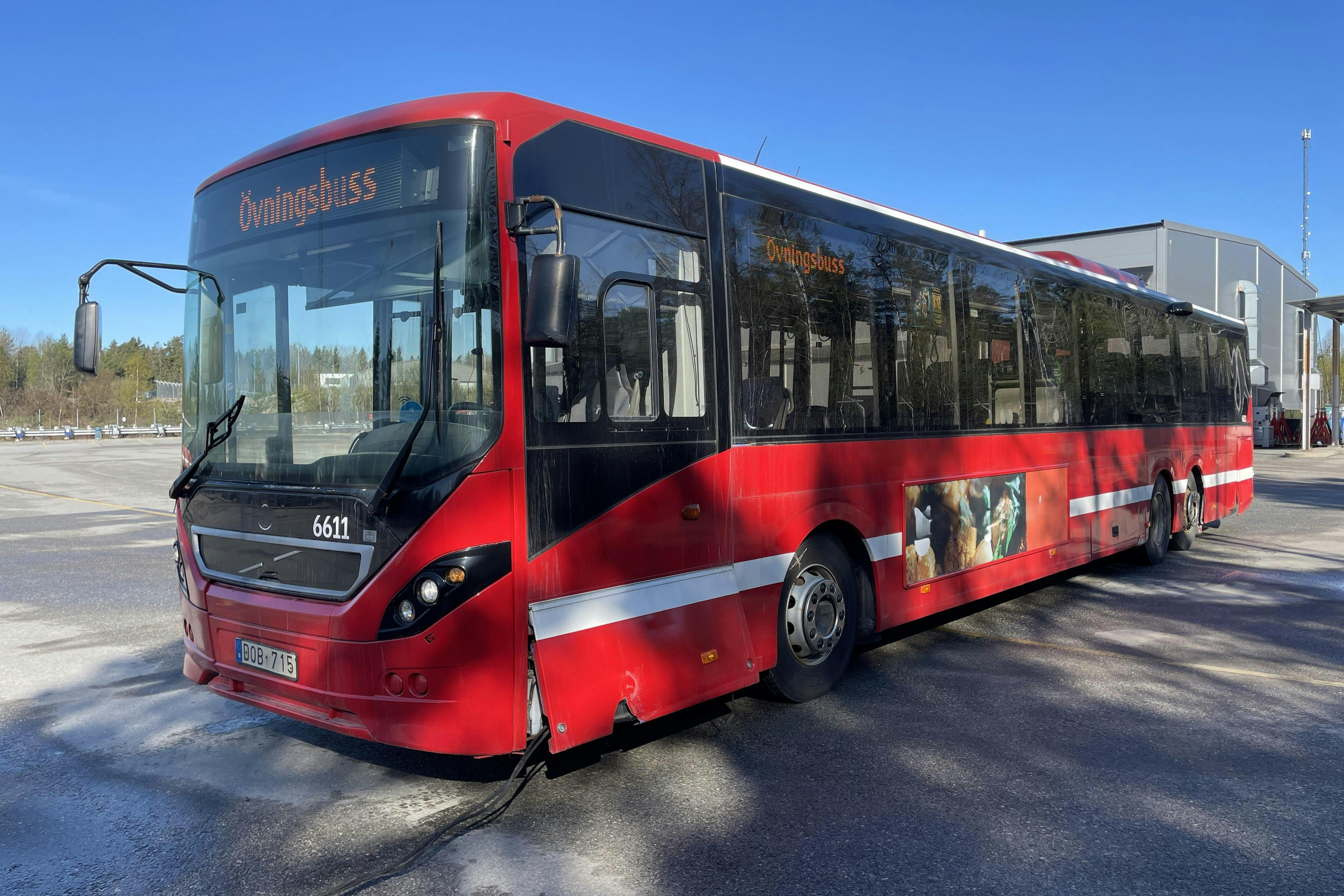 Volvo 8900 B7RLE - 980 463 km - Automat - blå - 2013
