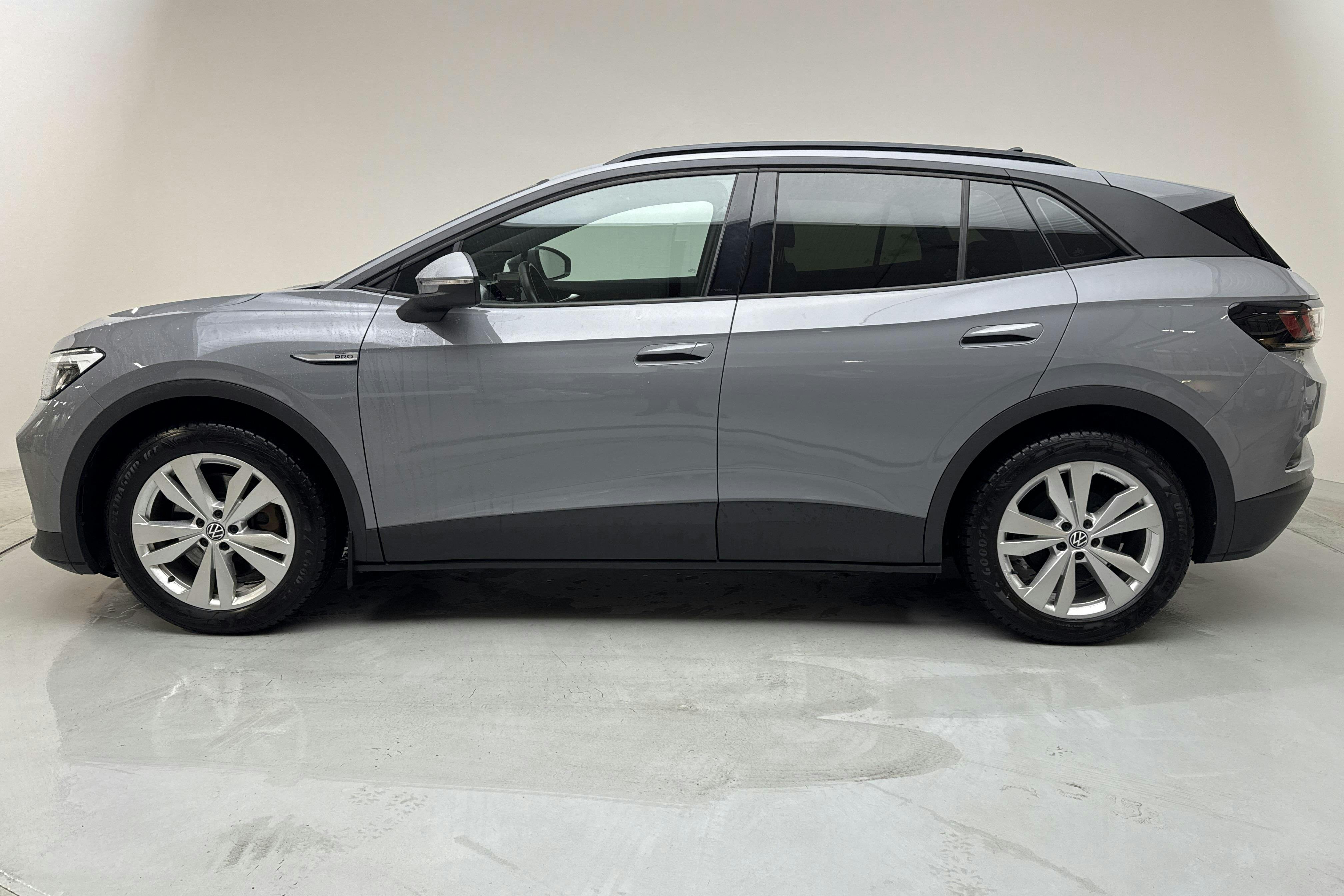 VW ID.4 77kWh (204hk) - 6 109 mil - Automat - grå - 2021
