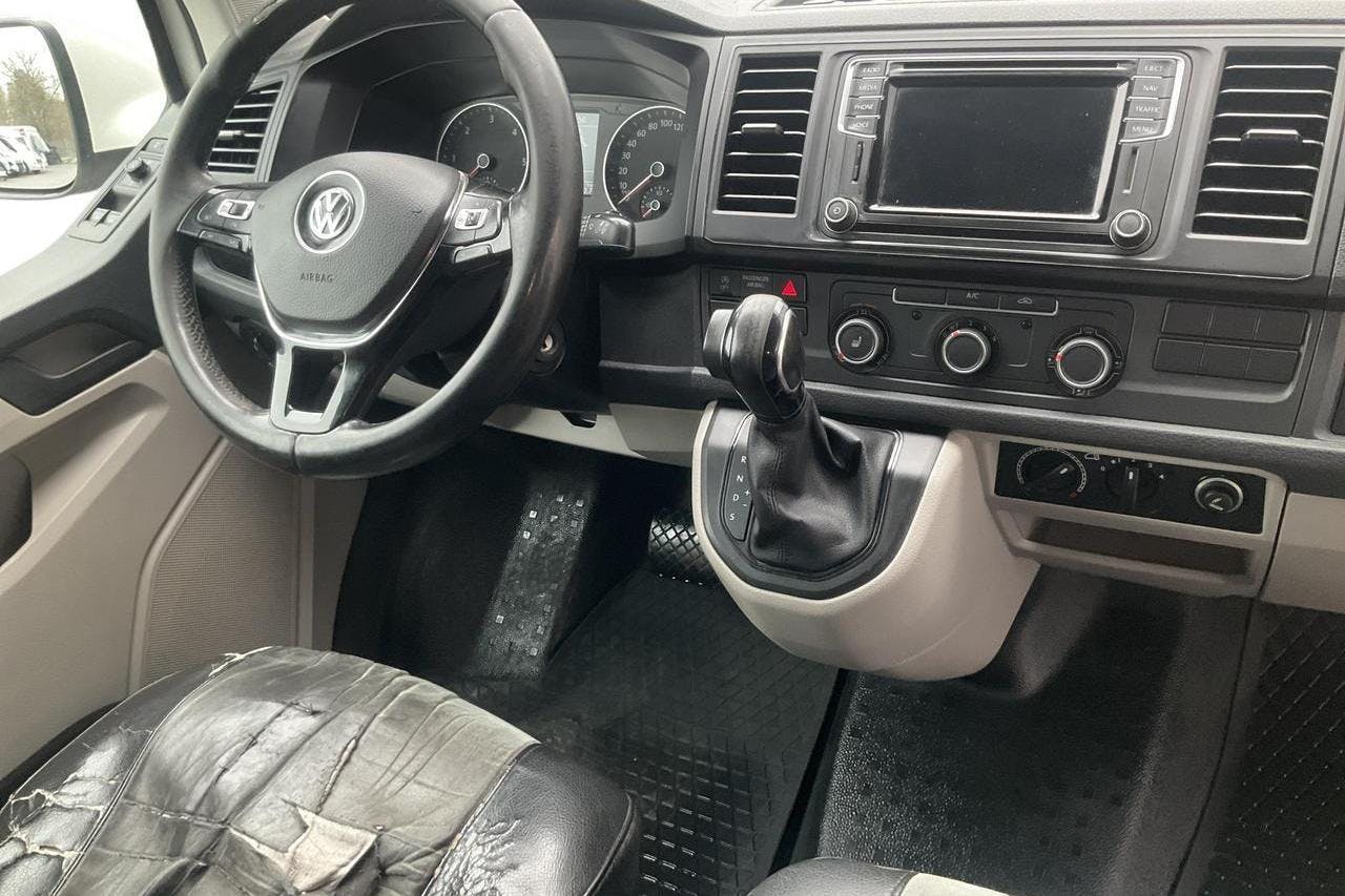 VW Transporter T6 2.0 TDI BMT (204hk) - 201 370 km - Automatyczna - biały - 2017