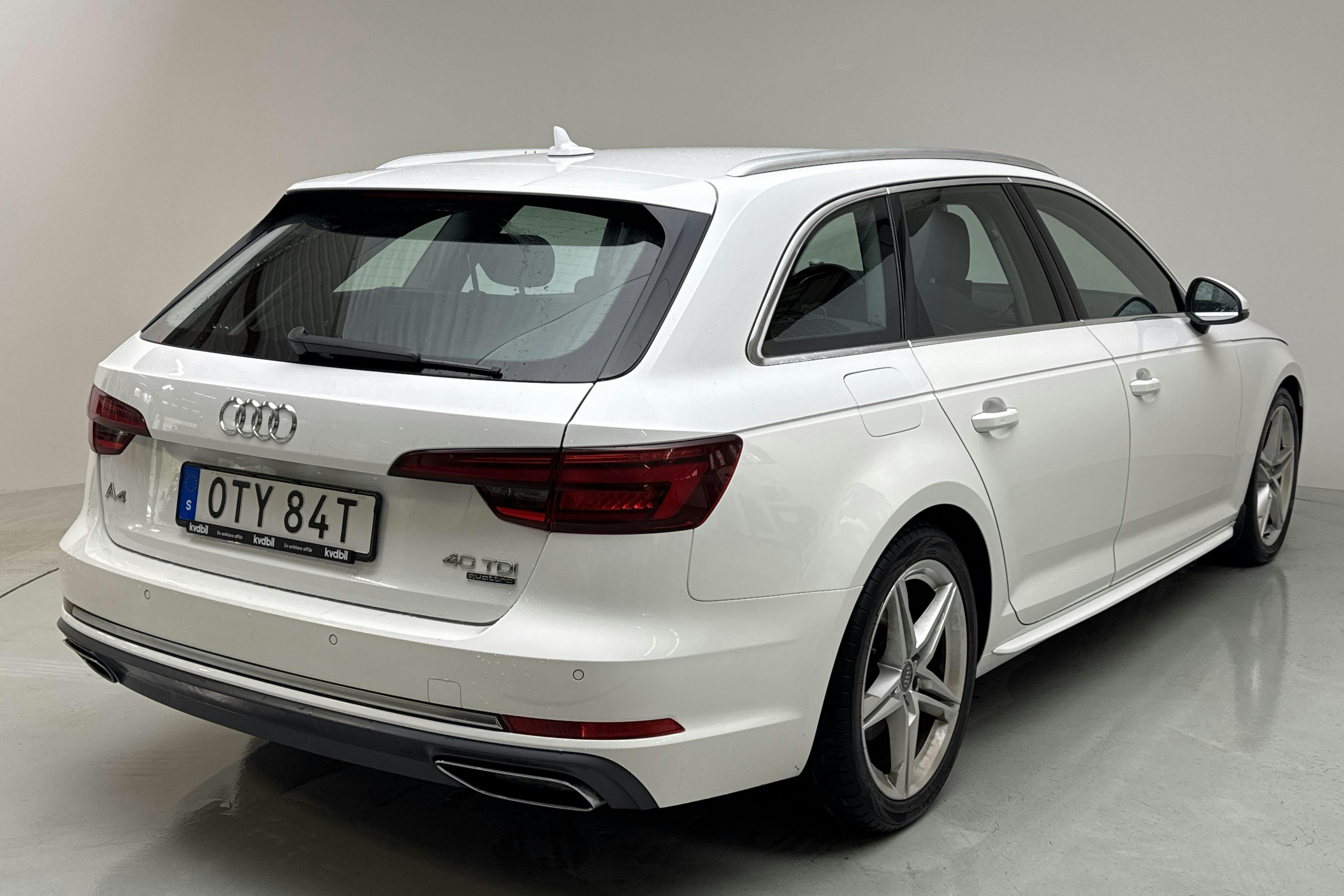 Audi A4 Avant 40 TDI quattro (190hk) - 138 070 km - Automaattinen - valkoinen - 2019