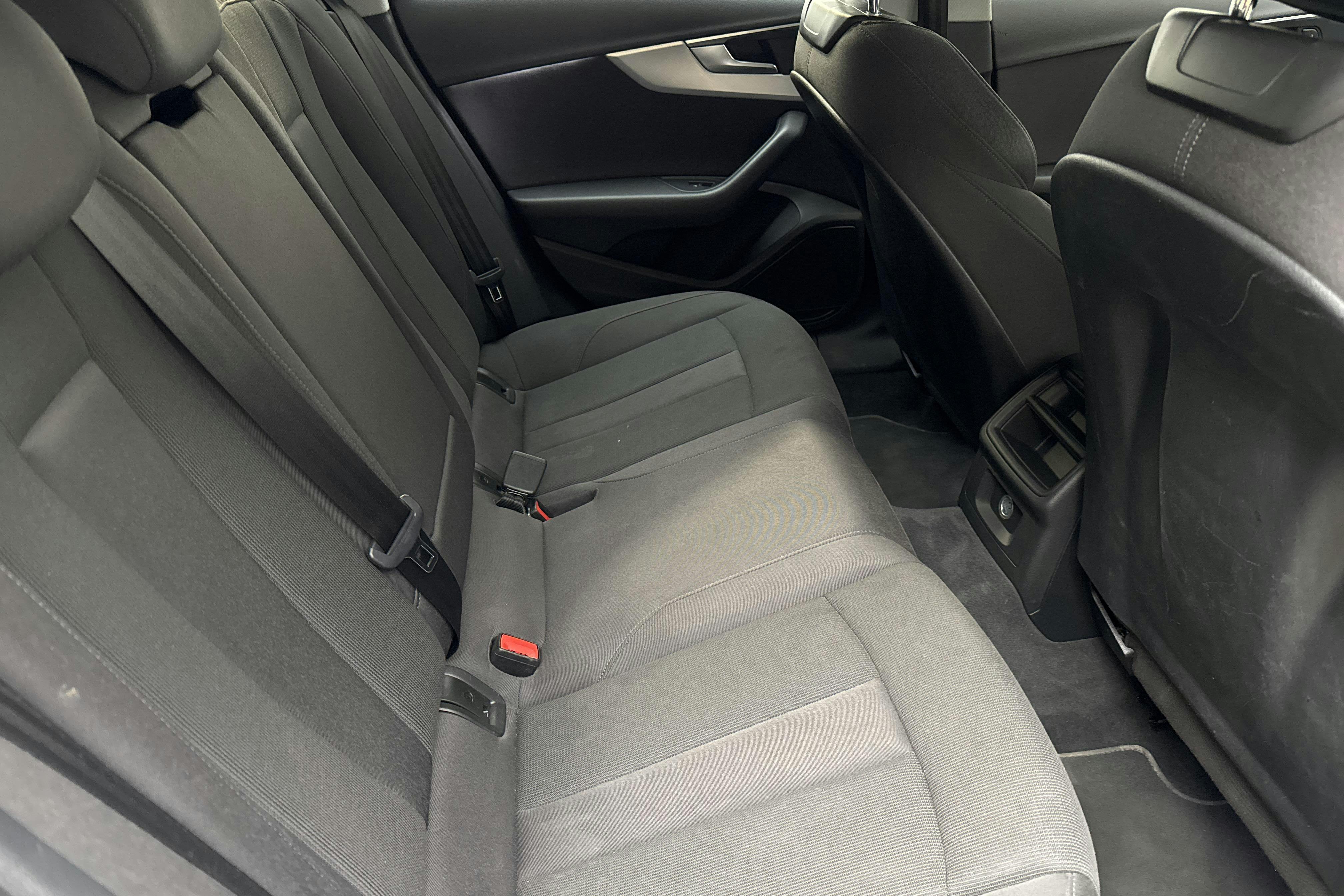 Audi A4 Avant 40 TDI quattro (190hk) - 138 070 km - Automaattinen - valkoinen - 2019