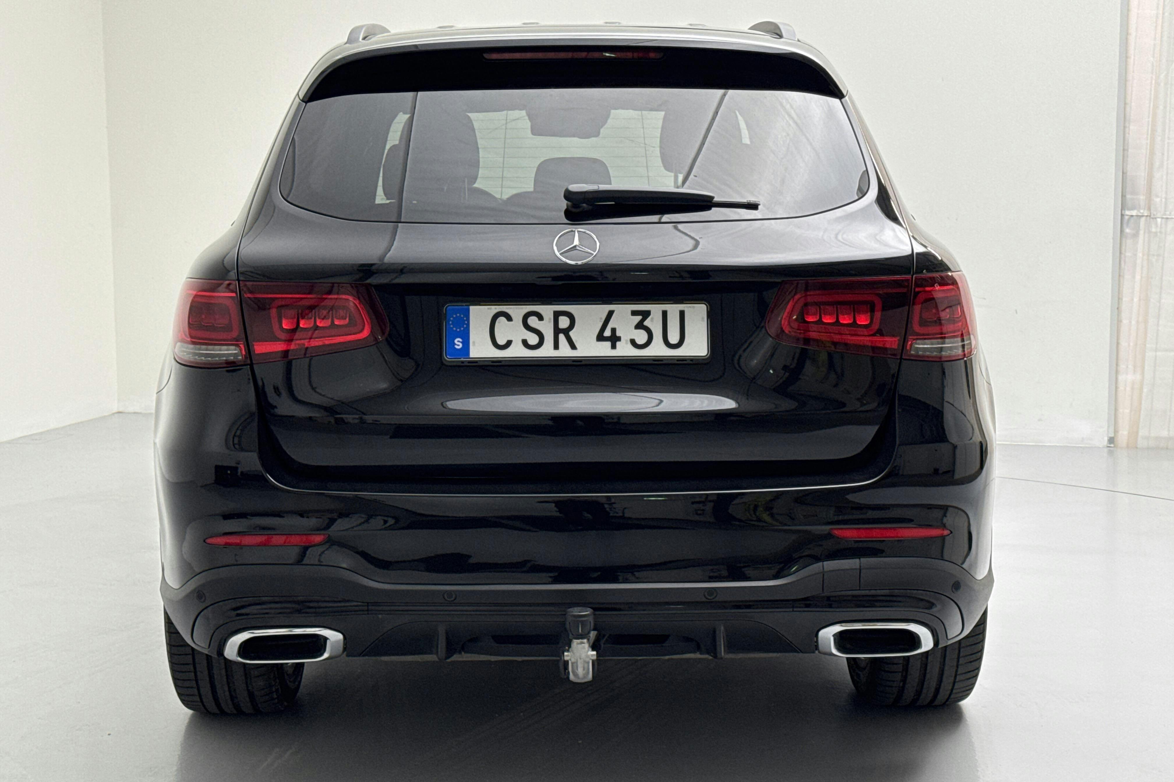 Mercedes GLC 300 4MATIC X253 (258hk) - 22 200 km - Automaatne - must - 2021