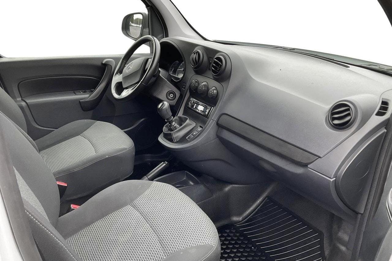 Mercedes Citan 110 1.5 CDI (95hk) - 45 220 km - Käsitsi - valge - 2022