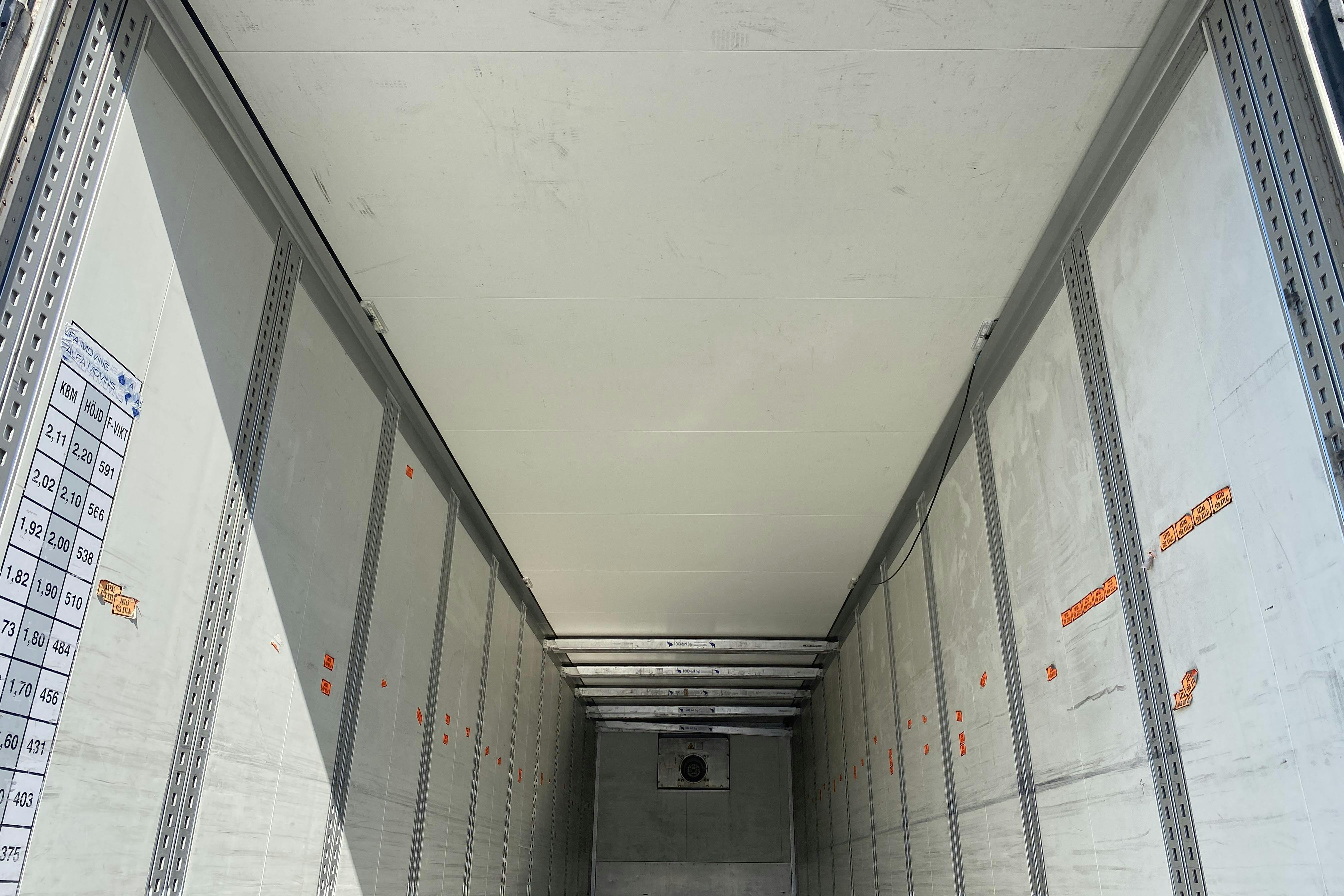 SCHMITZ K0 36 CARGOBULL - 0 km - biały - 2010
