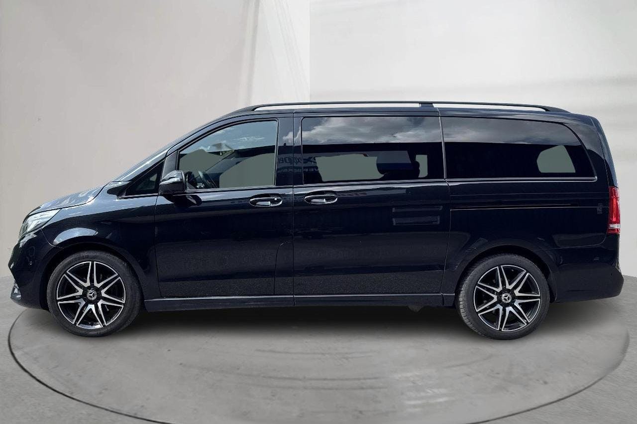 Presentation photo 2 of 28: Mercedes V 300 d 4MATIC W447 (237hk) - 154 240 km - Automatic - black - 2022