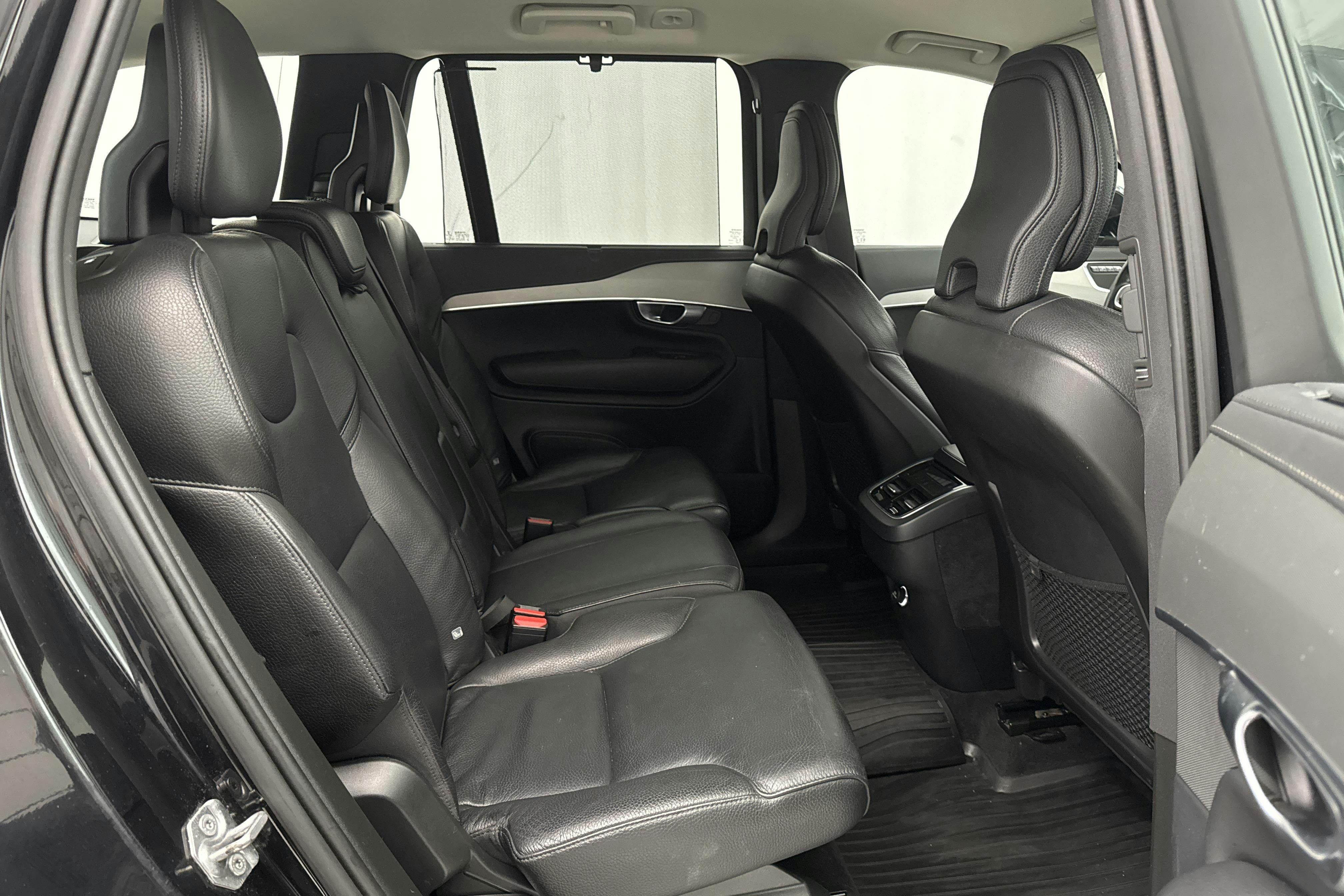 Volvo XC90 T5 AWD (250hk) - 115 940 km - Automaatne - must - 2019
