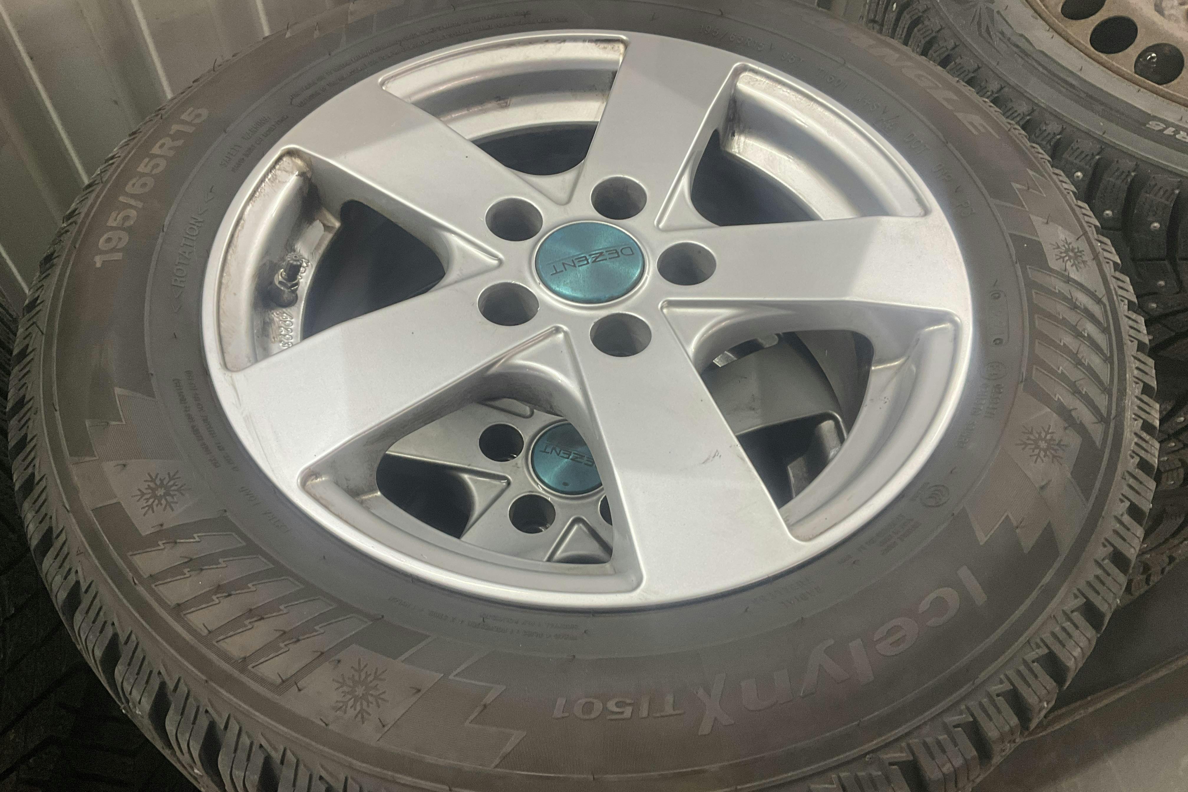 Peugeot 308 PureTech 5dr (130hk) - 11 109 mil - Manuell - grå - 2016