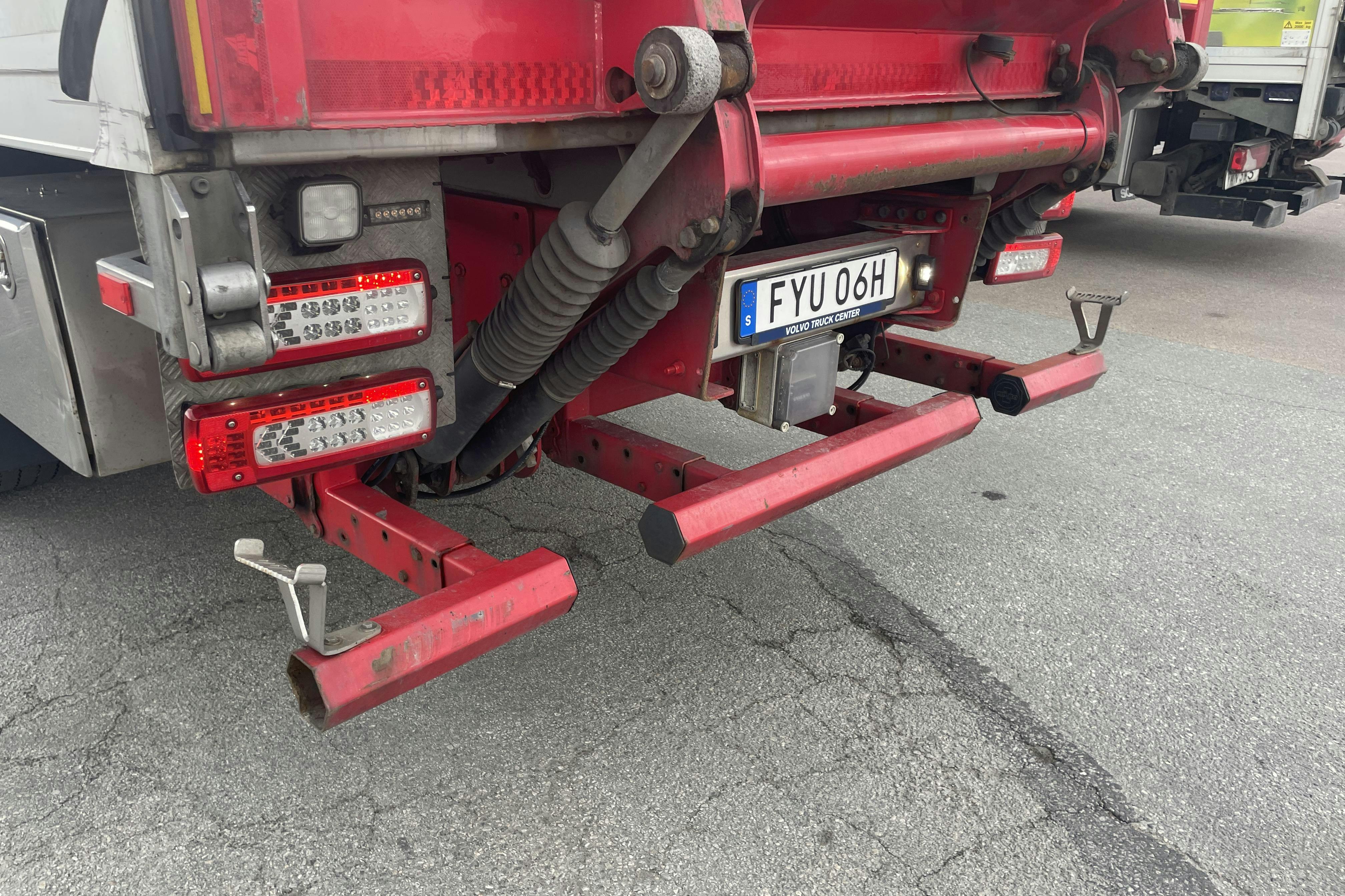 VOLVO FM330 - 486 966 km - Automaattinen - valkoinen - 2019