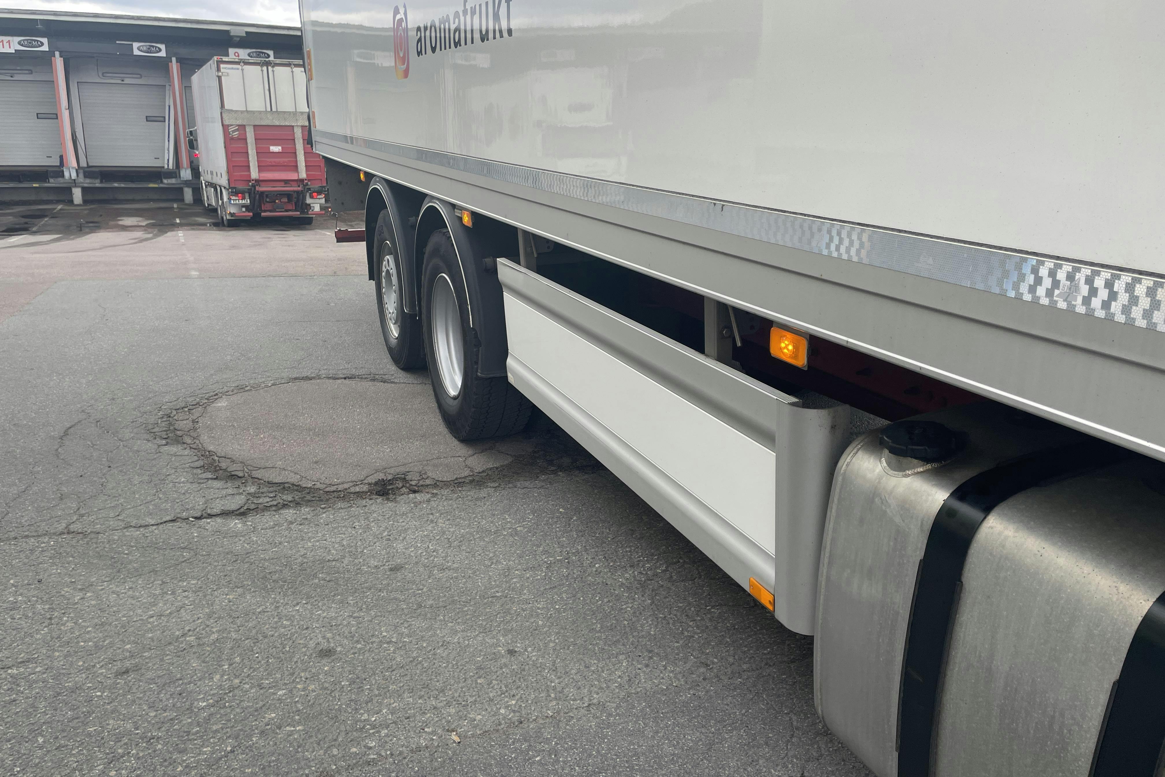 VOLVO FM330 - 486 966 km - Automaattinen - valkoinen - 2019