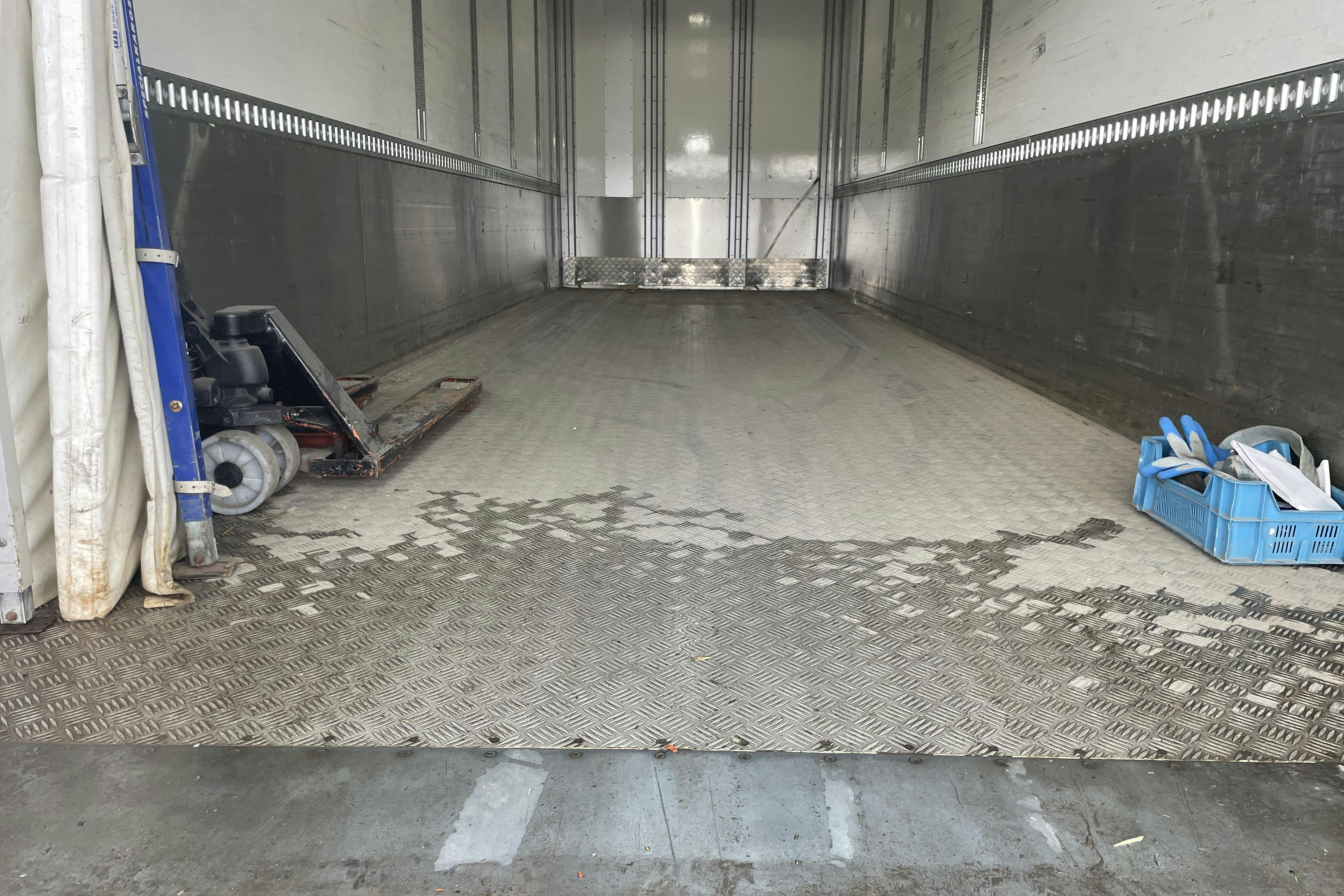 VOLVO FM330 - 486 966 km - Automaattinen - valkoinen - 2019
