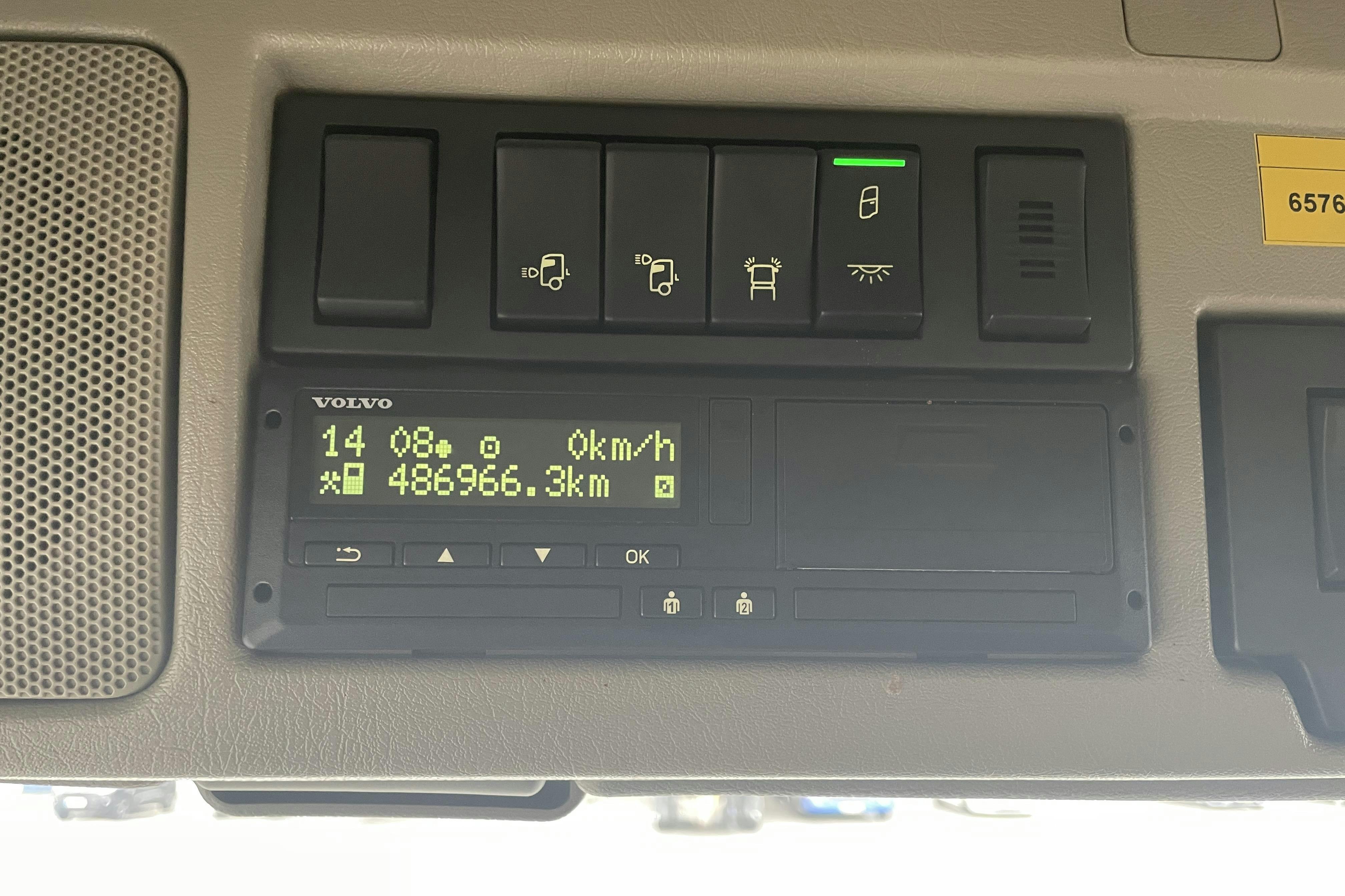 VOLVO FM330 - 486 966 km - Automaattinen - valkoinen - 2019