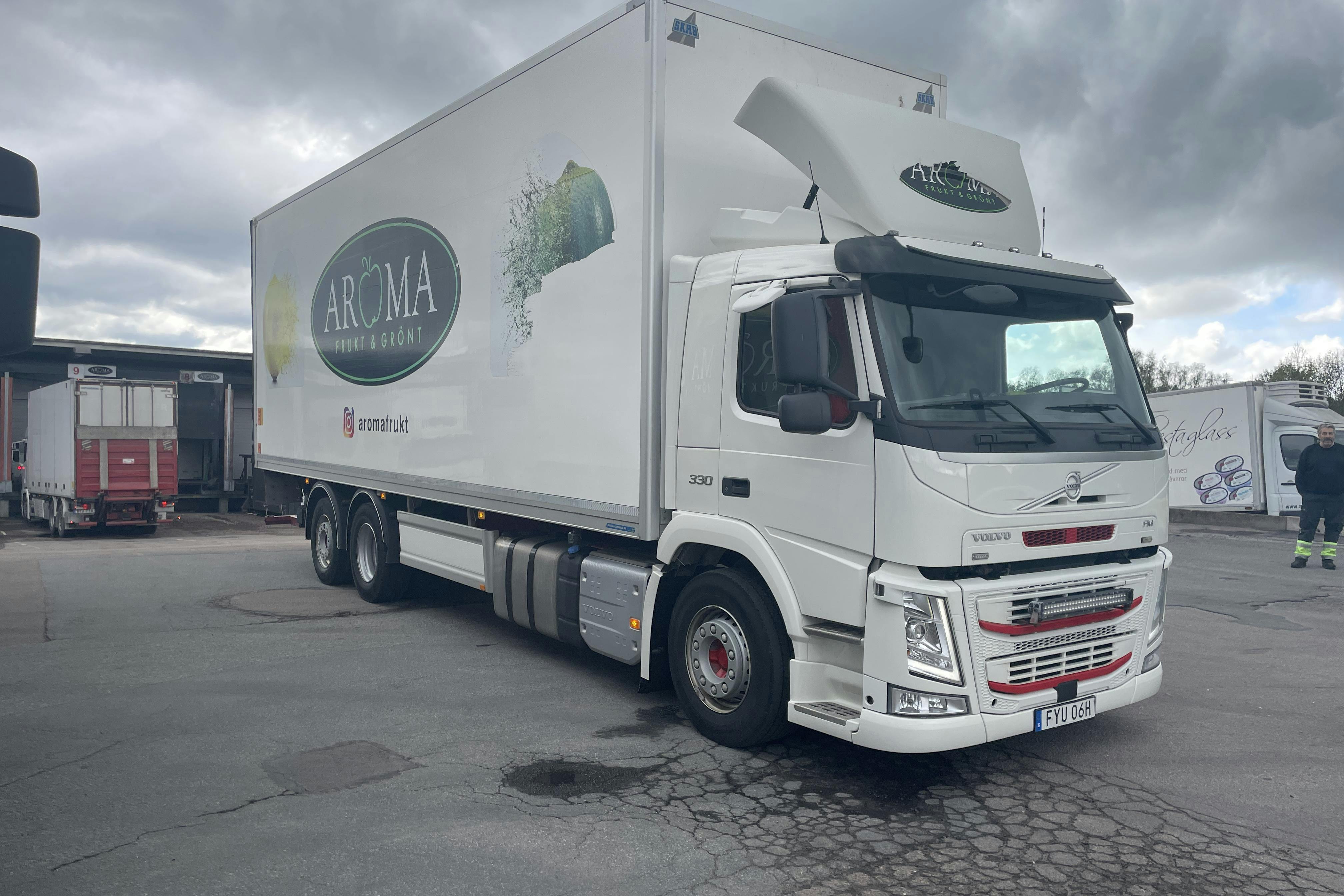 VOLVO FM330 - 486 966 km - Automaattinen - valkoinen - 2019