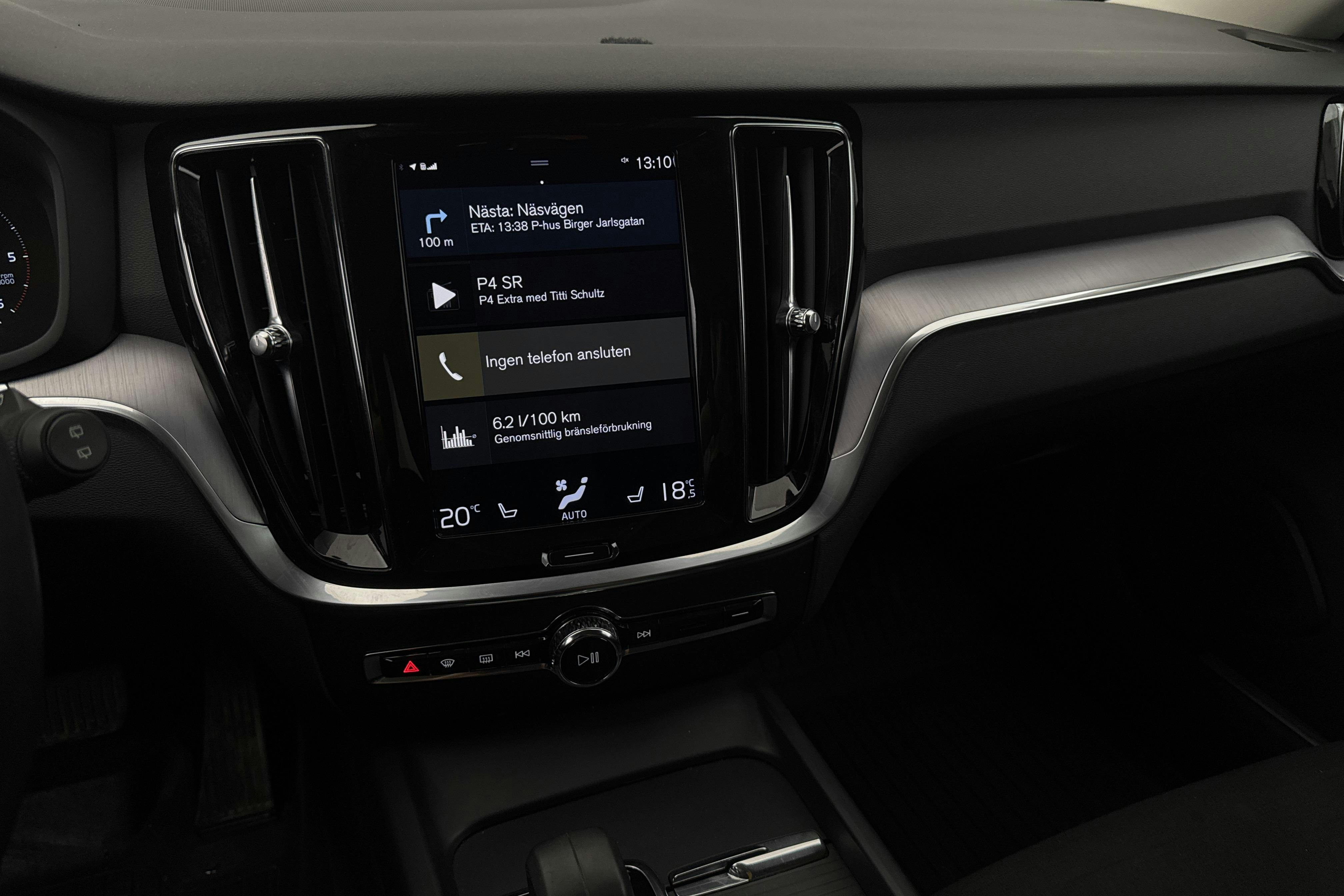 Volvo V60 B4 Cross Country AWD Mildhybrid, Diesel (197hk) - 11 276 mil - Automat - svart - 2022